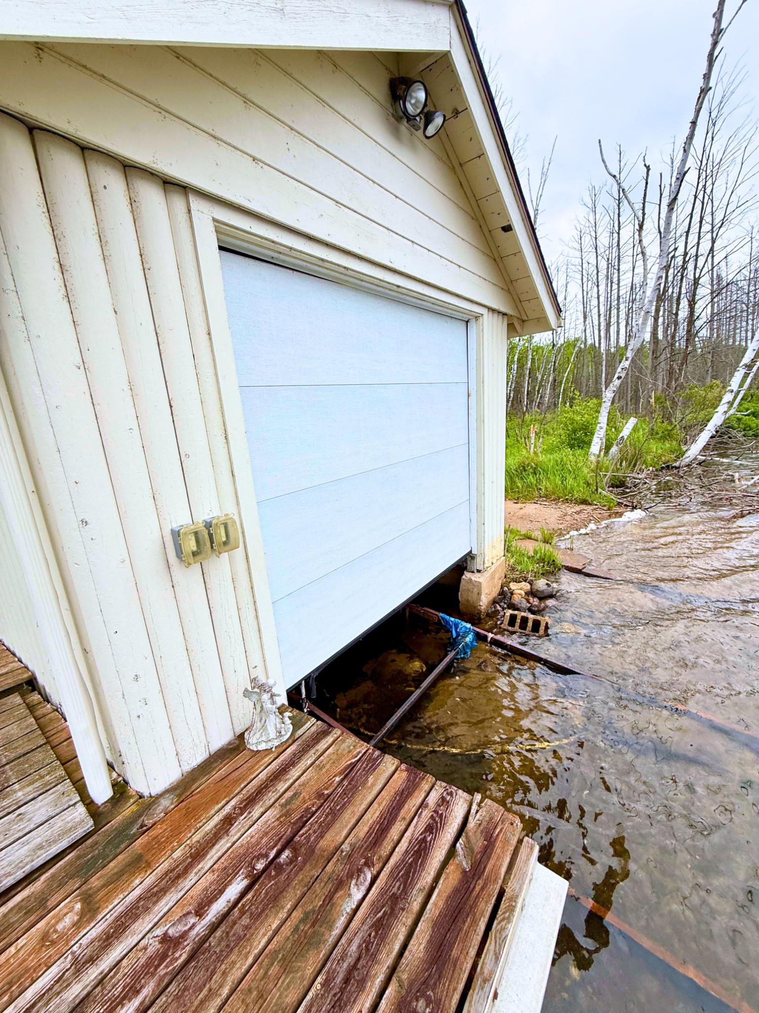 Arbutus Lake (C) Property 646 Birch Ln Photo 44