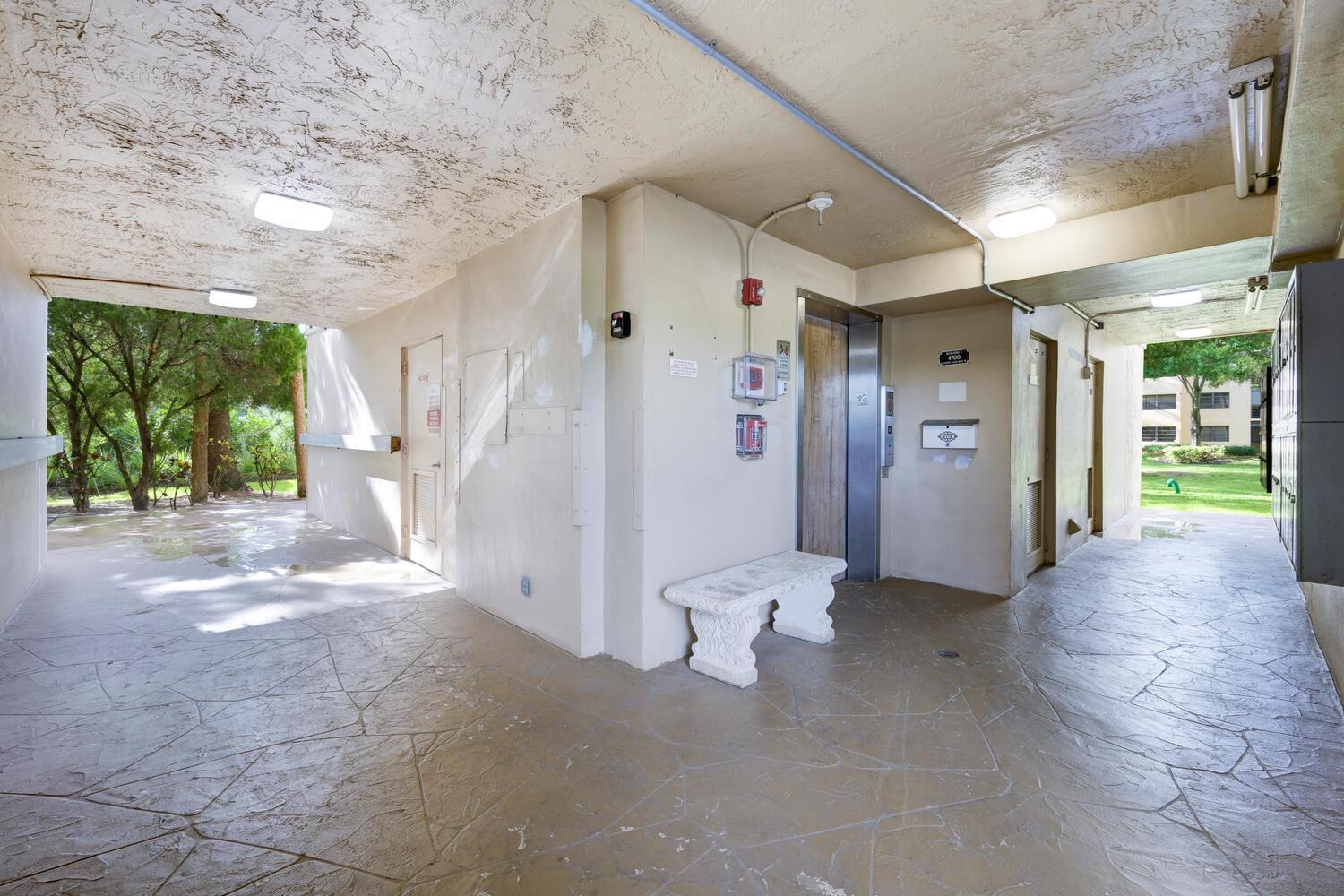 Homes for sale in Lake Worth, FL | 4700 Lucerne Lakes Boulevard #308, Lake Worth, FL 33467 | MLS# R11098860