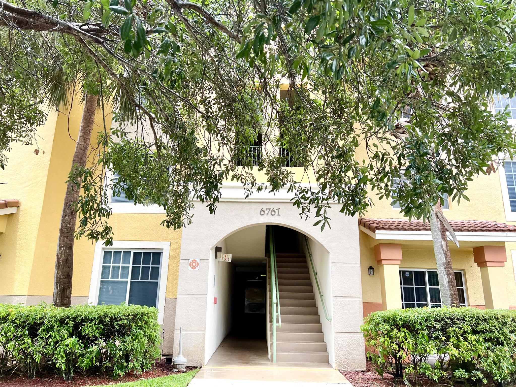 Green Cay Village Condo