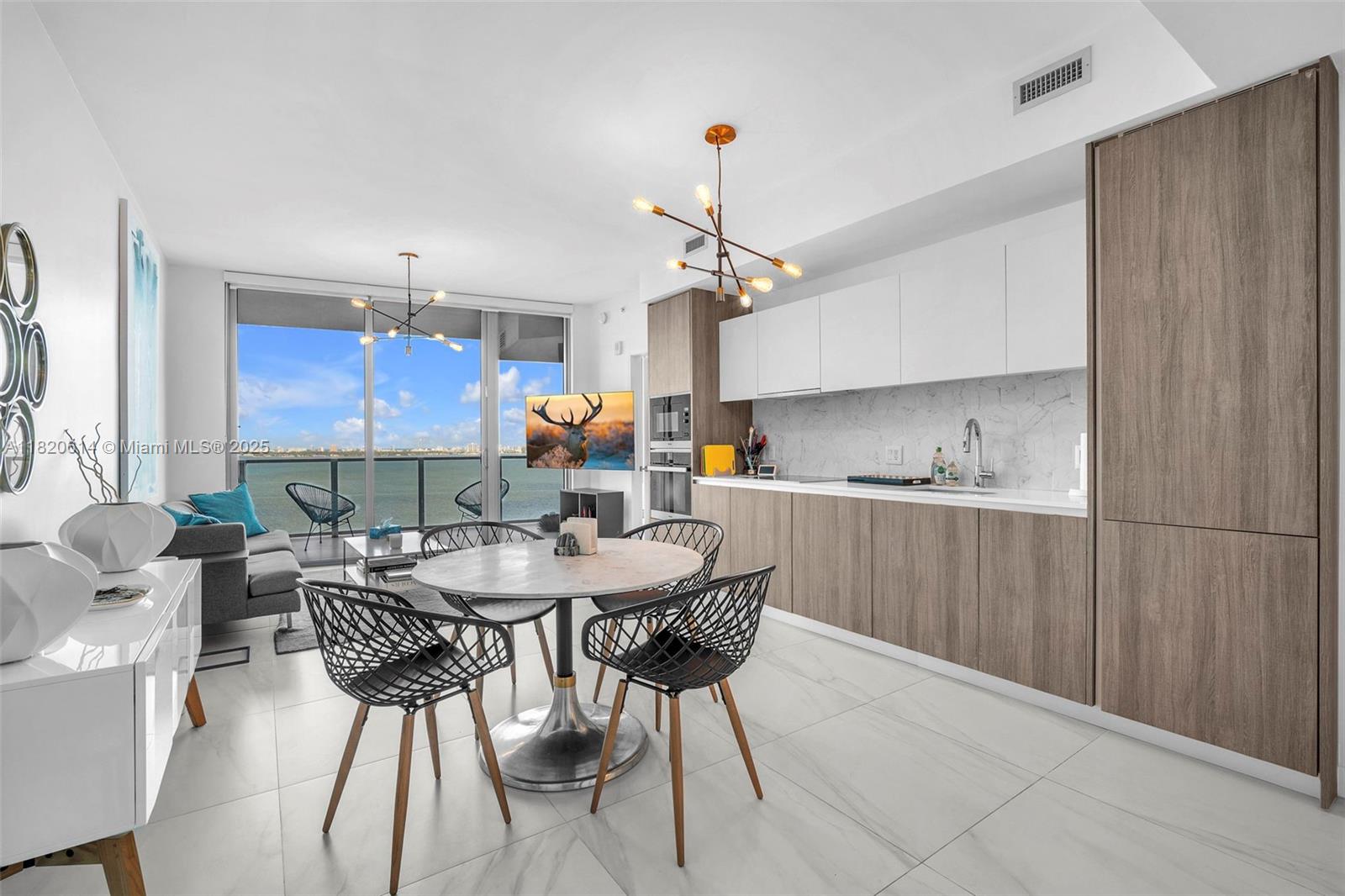 Apartamento en Venta en Miami, FL