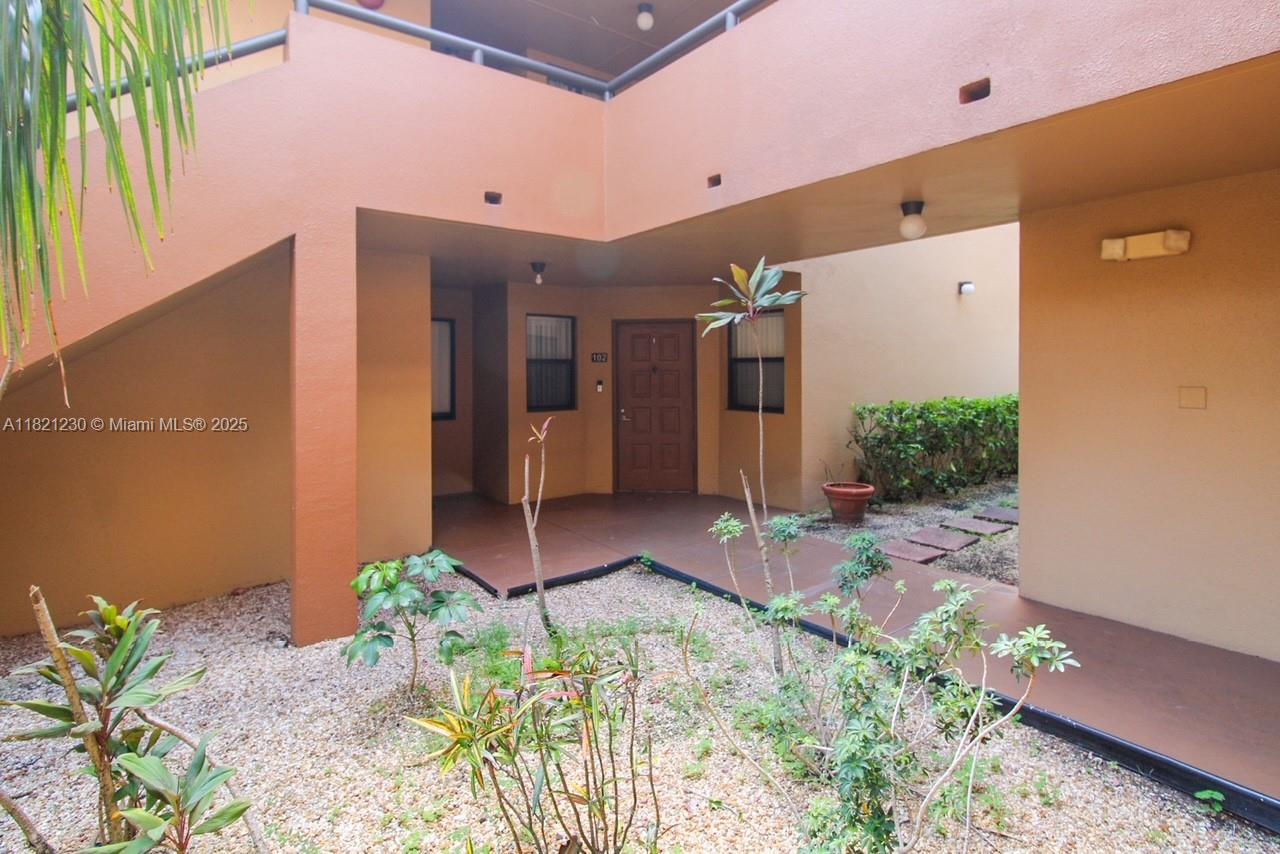 Homes for sale in Miami Lakes, FL | 15495 N Miami Lakeway N #102, Miami Lakes, FL 33014 | MLS# A11821230