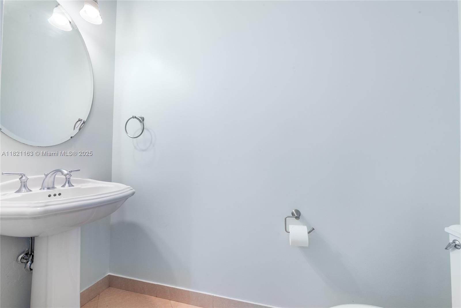 Homes for sale in Dania Beach, FL | 2837 Hidden Harbour Ct, Dania Beach, FL 33312 | MLS# A11821163