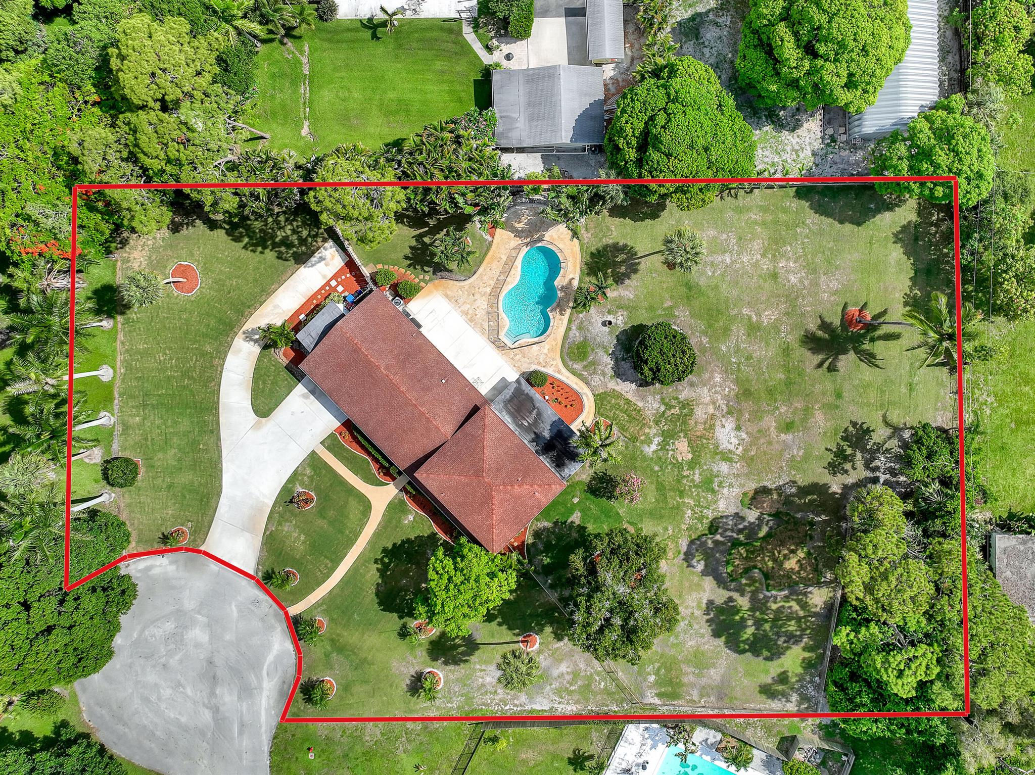 Homes for sale in Haverhill, FL | 852 Palo Verde Court, Haverhill, FL 33415 | MLS# R11098959