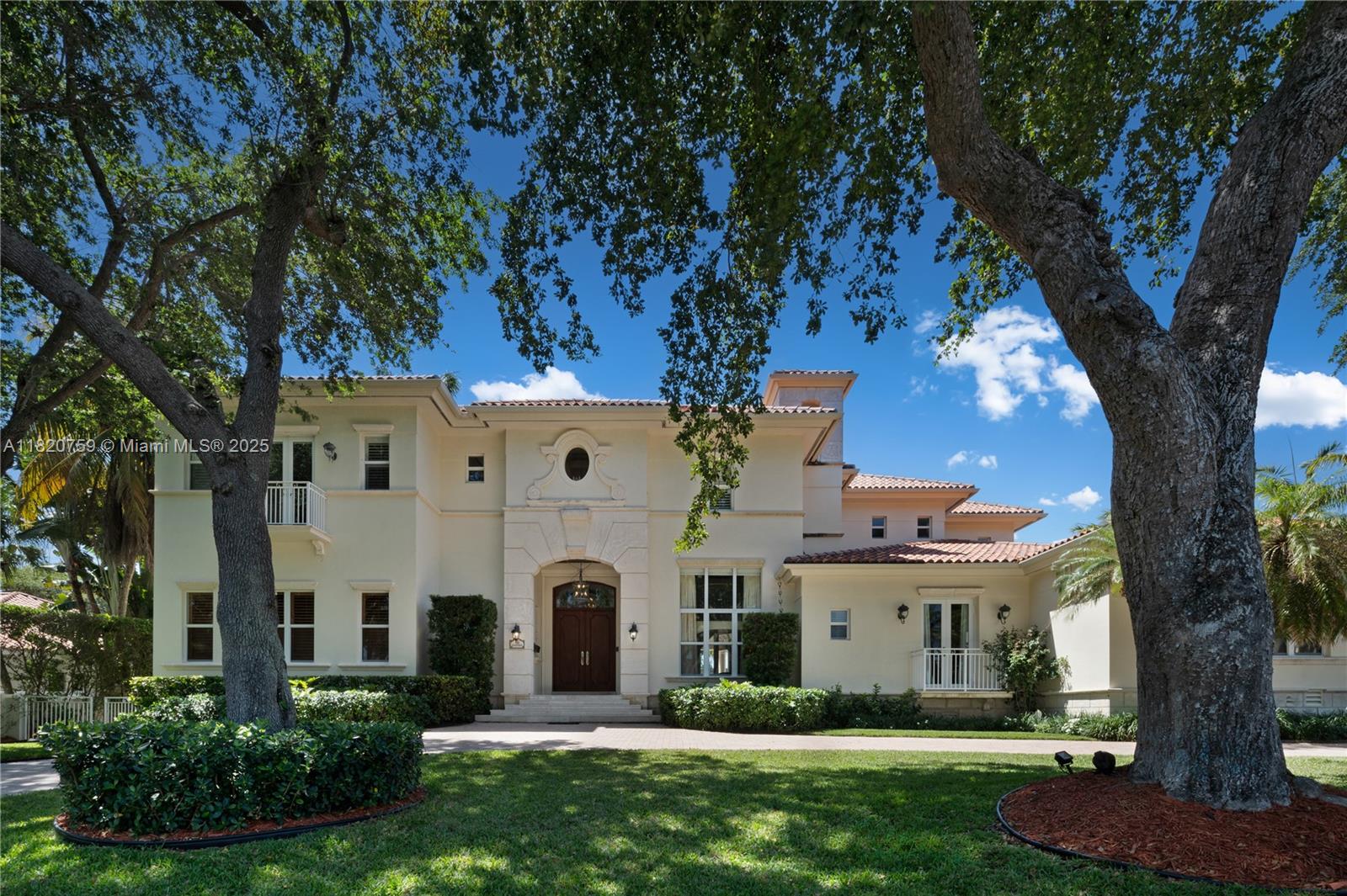 180 Solano Prado Coral Gables, FL 33156