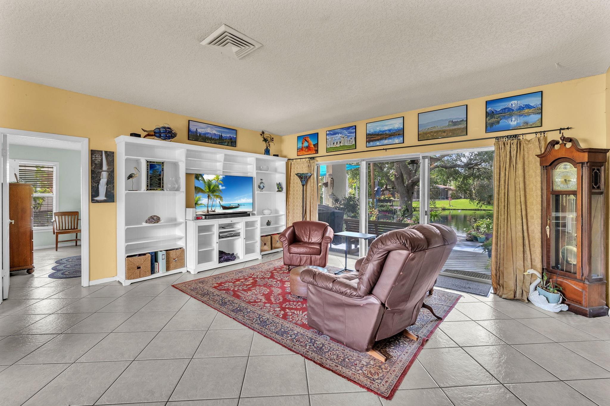 Homes for sale in Davie, FL | 7460 Sw 42nd Ct, Davie, FL 33314 | MLS# F10508847