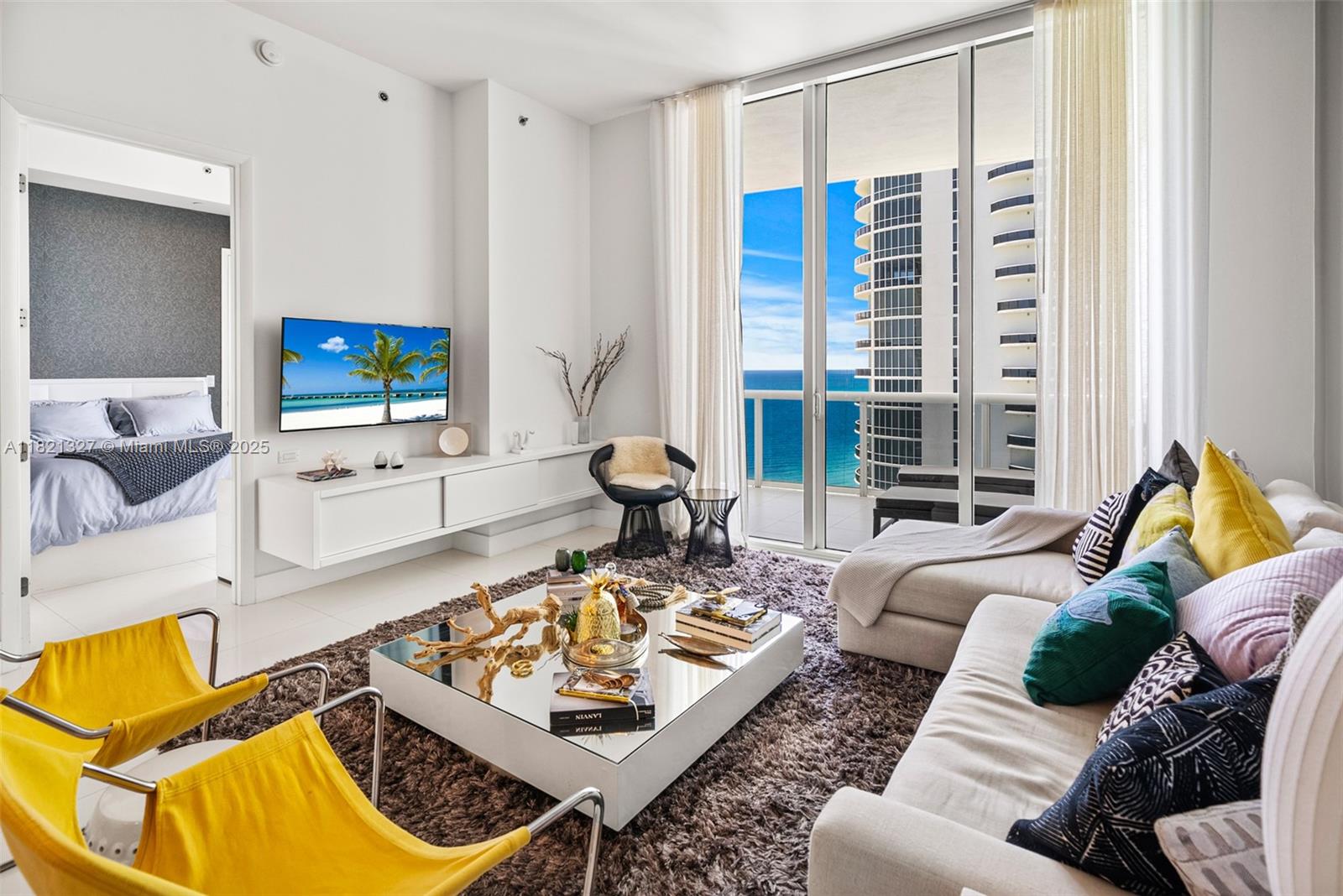 Apartamento à Venda em Sunny Isles Beach, FL