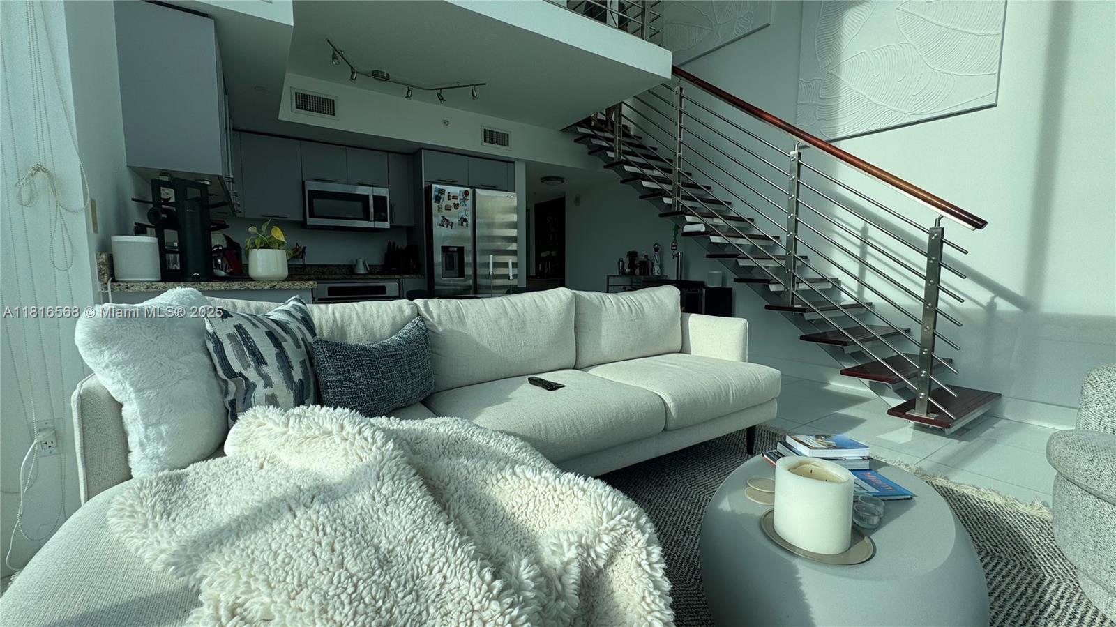 Apartamento à Venda em Miami, FL