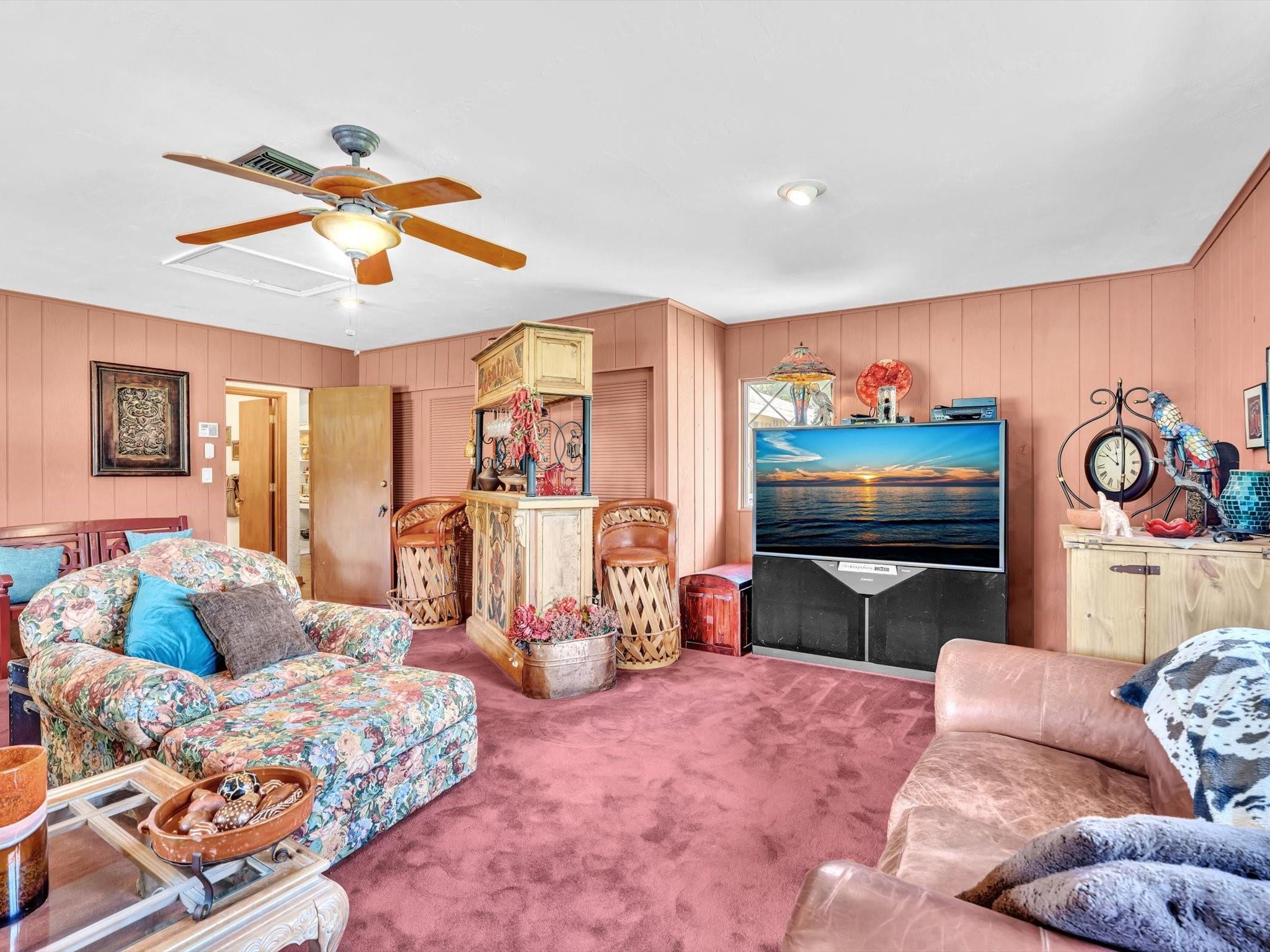 5th -can be used as media room