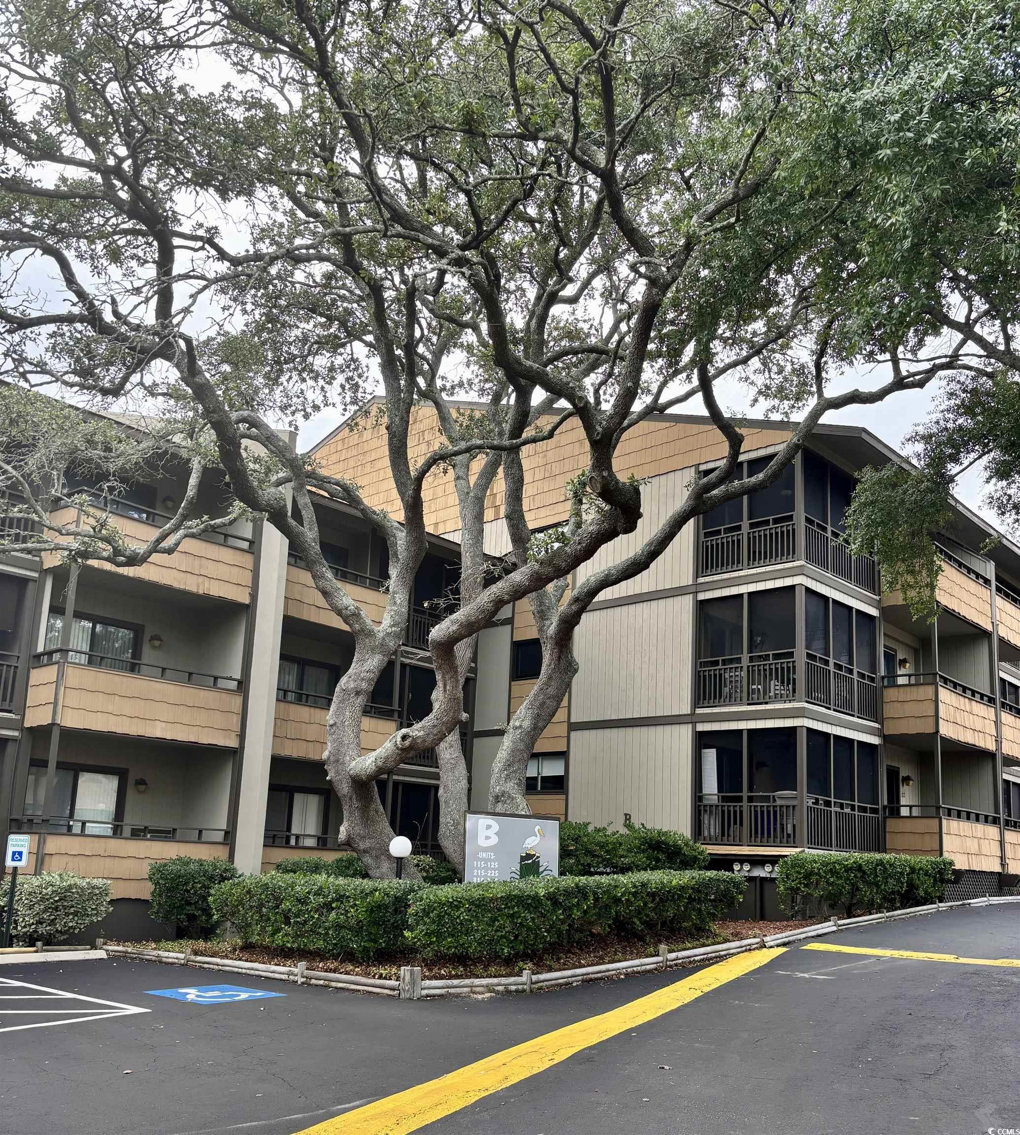 9501 Shore Dr. UNIT #323 Myrtle Beach, SC 29572