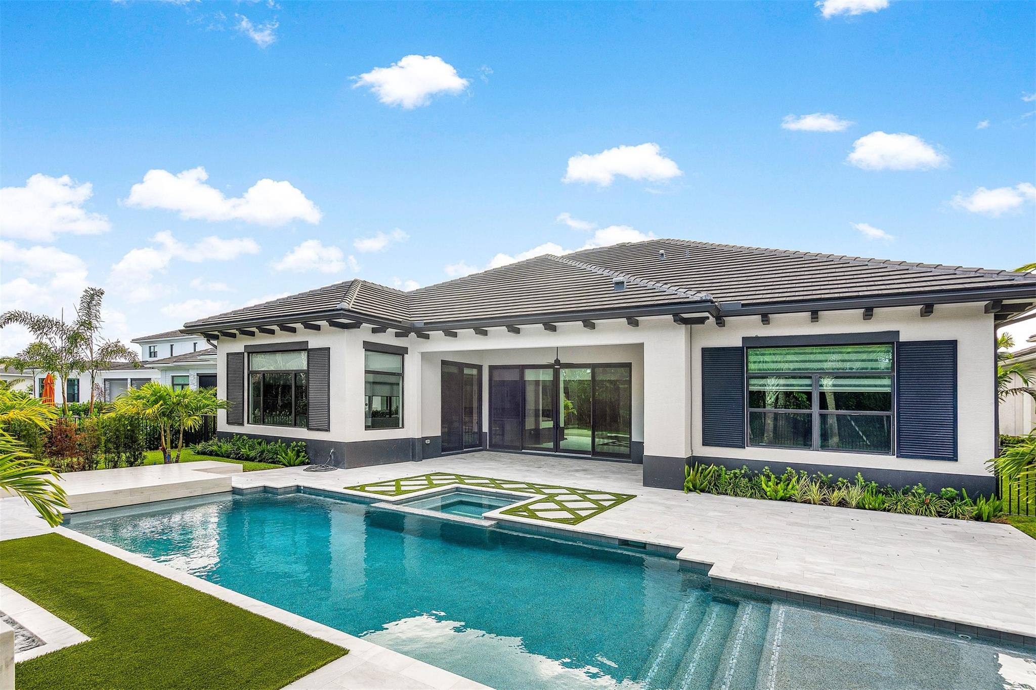 Homes for sale in Palm Beach Gardens, FL | 9280 Coral Isles Cir, Palm Beach Gardens, FL 33412 | MLS# F10506976