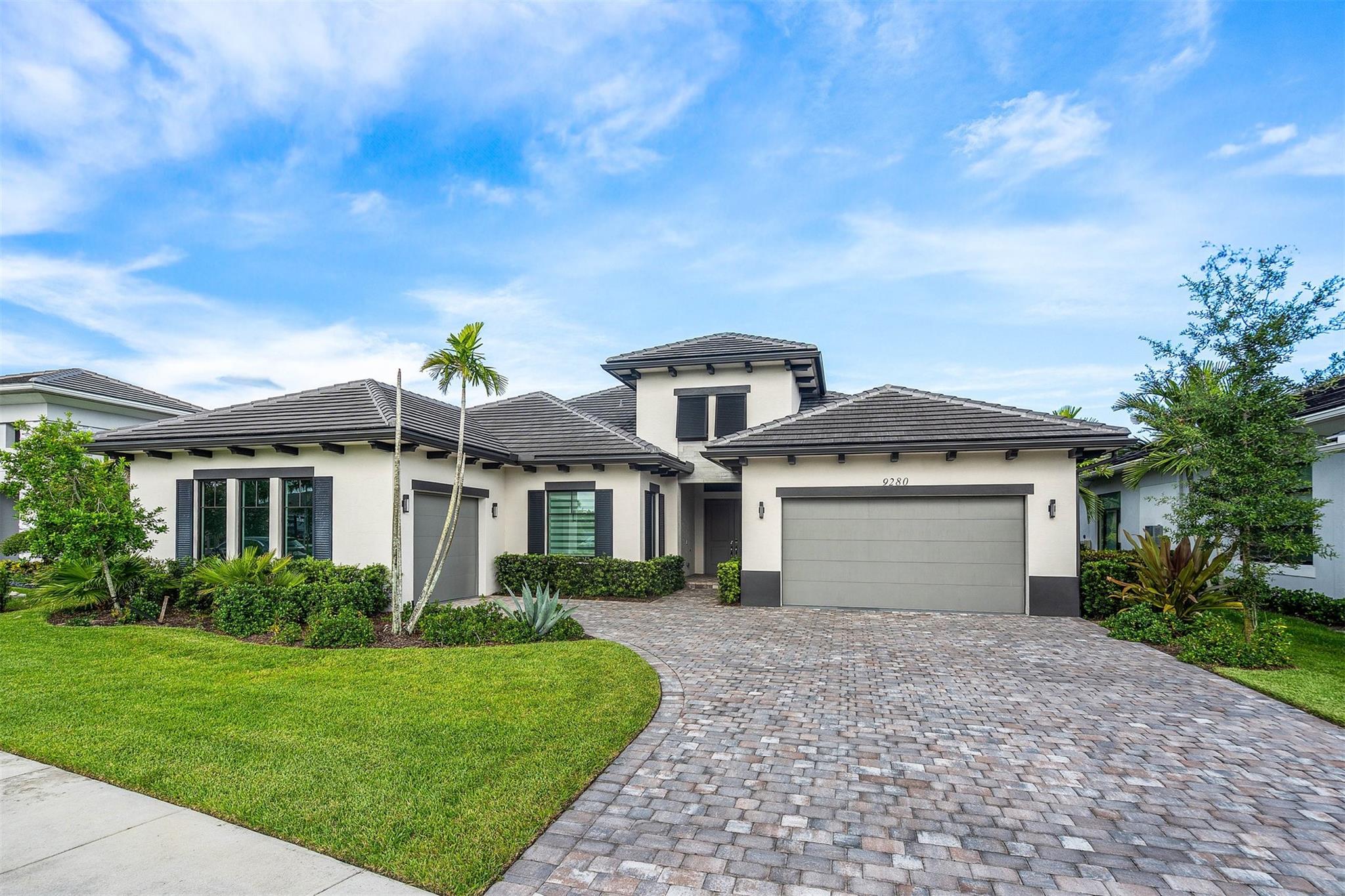 Homes for sale in Palm Beach Gardens, FL | 9280 Coral Isles Cir, Palm Beach Gardens, FL 33412 | MLS# F10506976