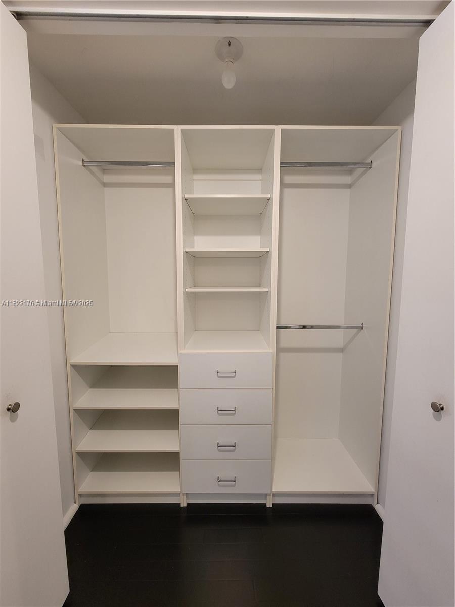 350 S Miami Ave #2601, Miami FL 33130