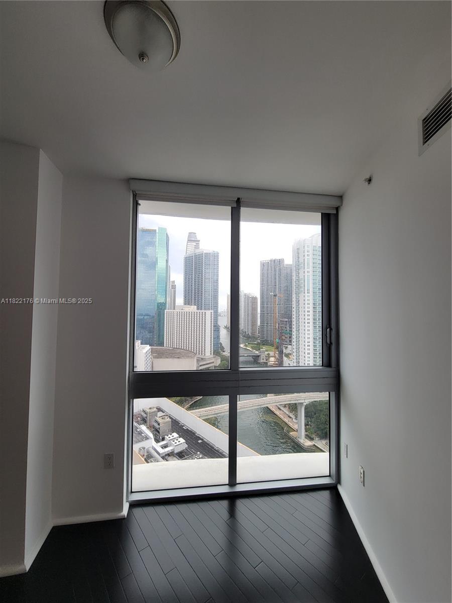 350 S Miami Ave #2601, Miami FL 33130