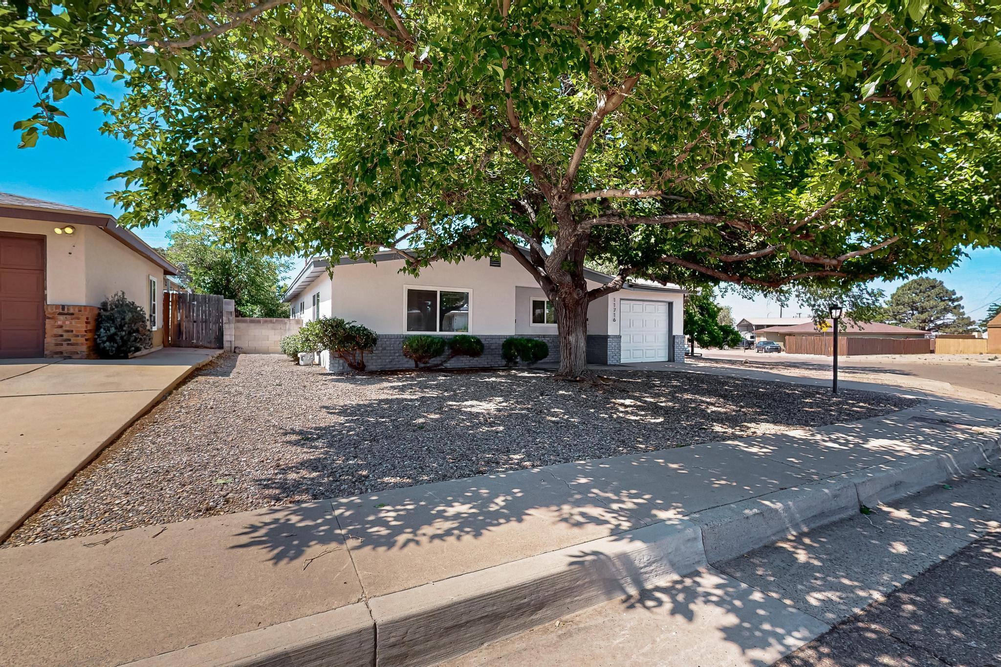 Homes for sale in Albuquerque, NM | 11716 Copper Pl Ne, Albuquerque, NM 87123 | MLS# 1085979