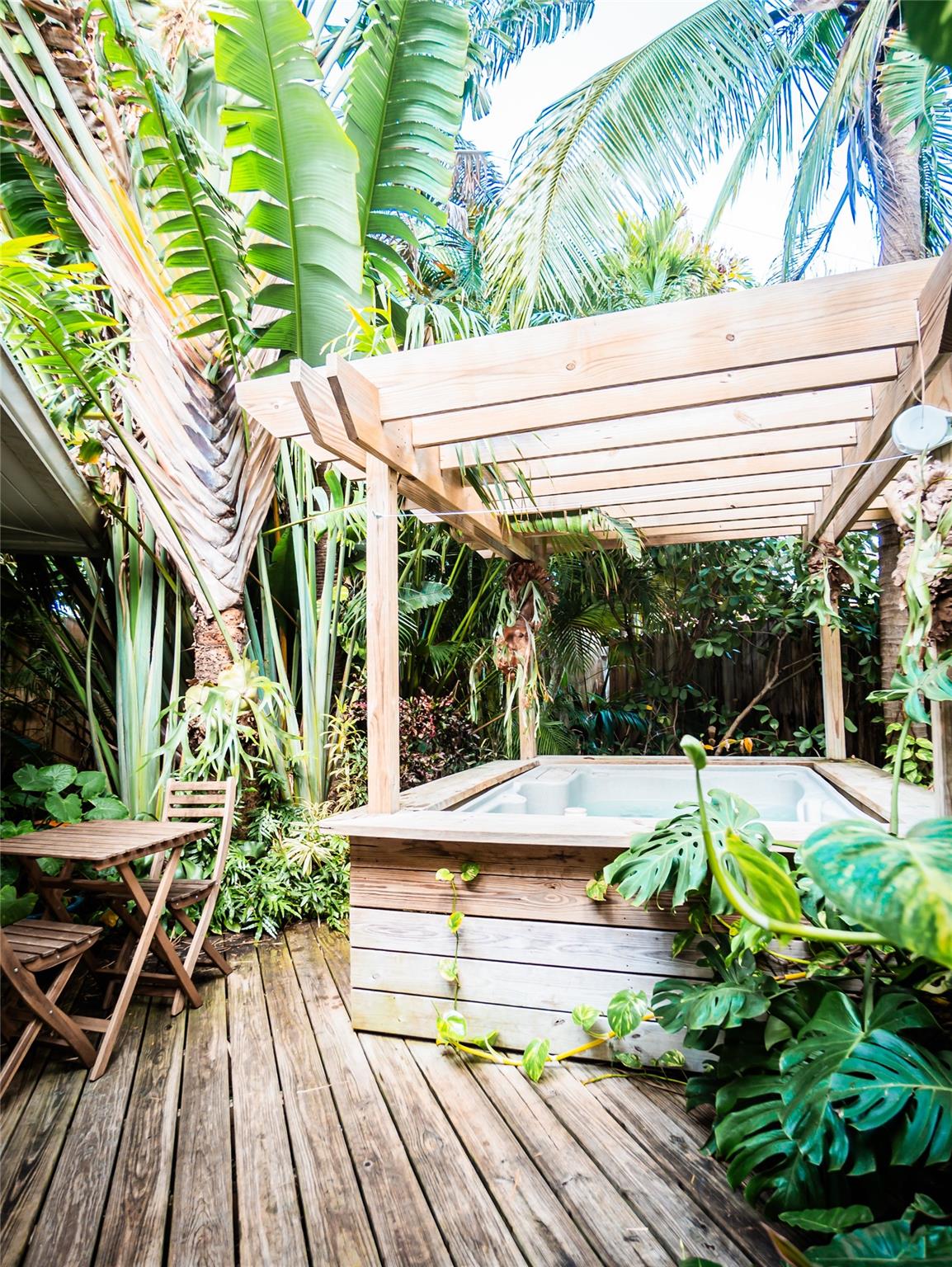 Homes for sale in Pompano Beach, FL | 3301 Se 12Th St, Pompano Beach, FL 33062 | MLS# F10509107