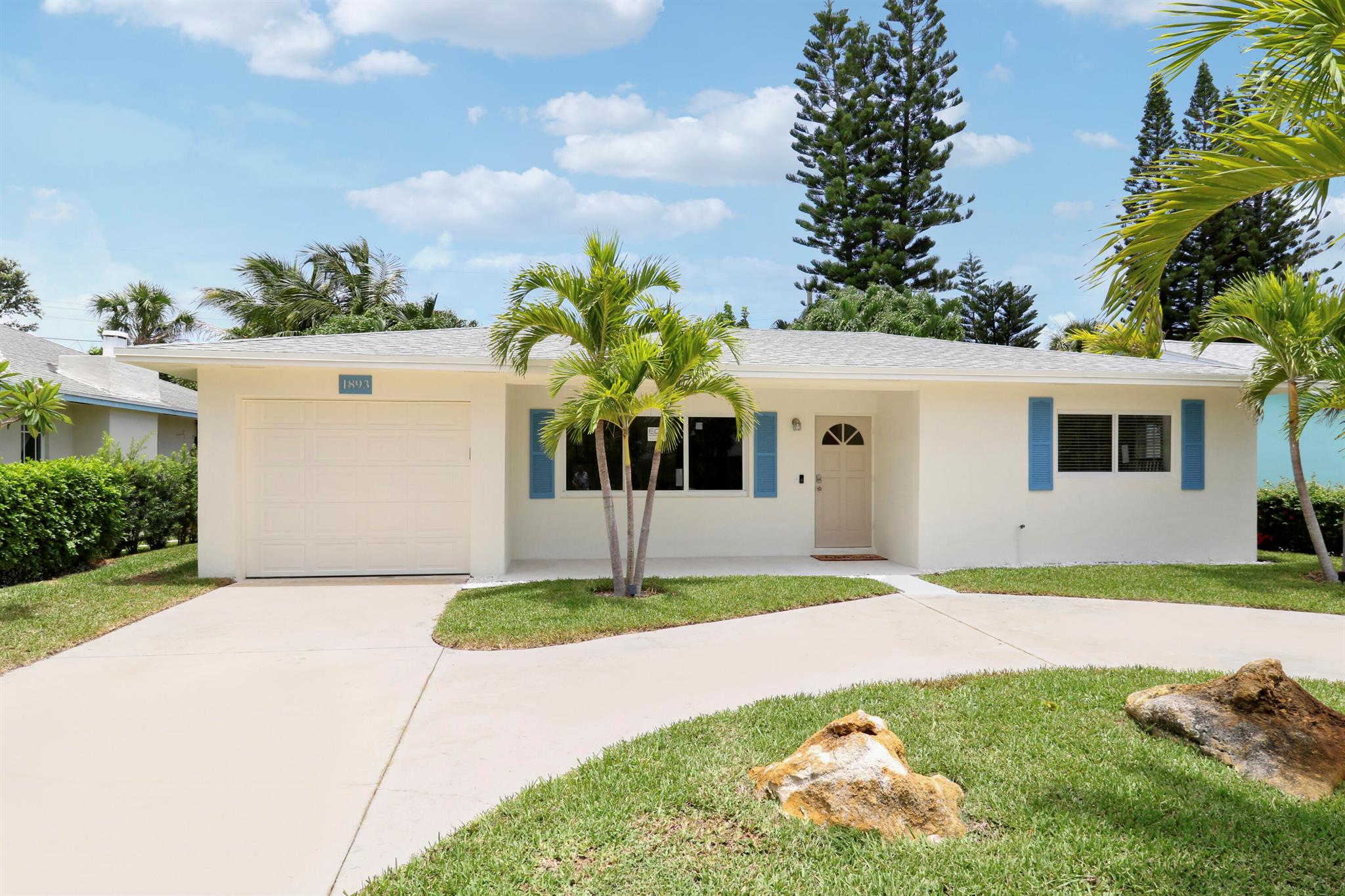1893 Circle Drive, North Palm Beach, FL 33408, 3 Bedrooms , 2 Bathrooms ,Single Family Residence,Sold,R11099390, Horizon Palm Realty Group