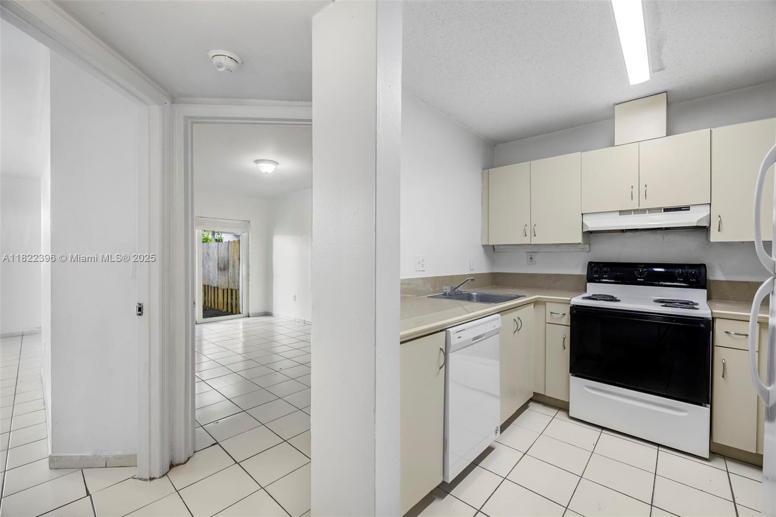 Homes for sale in Cutler Bay, FL | 8421 Sw 209Th St #8421, Cutler Bay, FL 33189 | MLS# A11822396