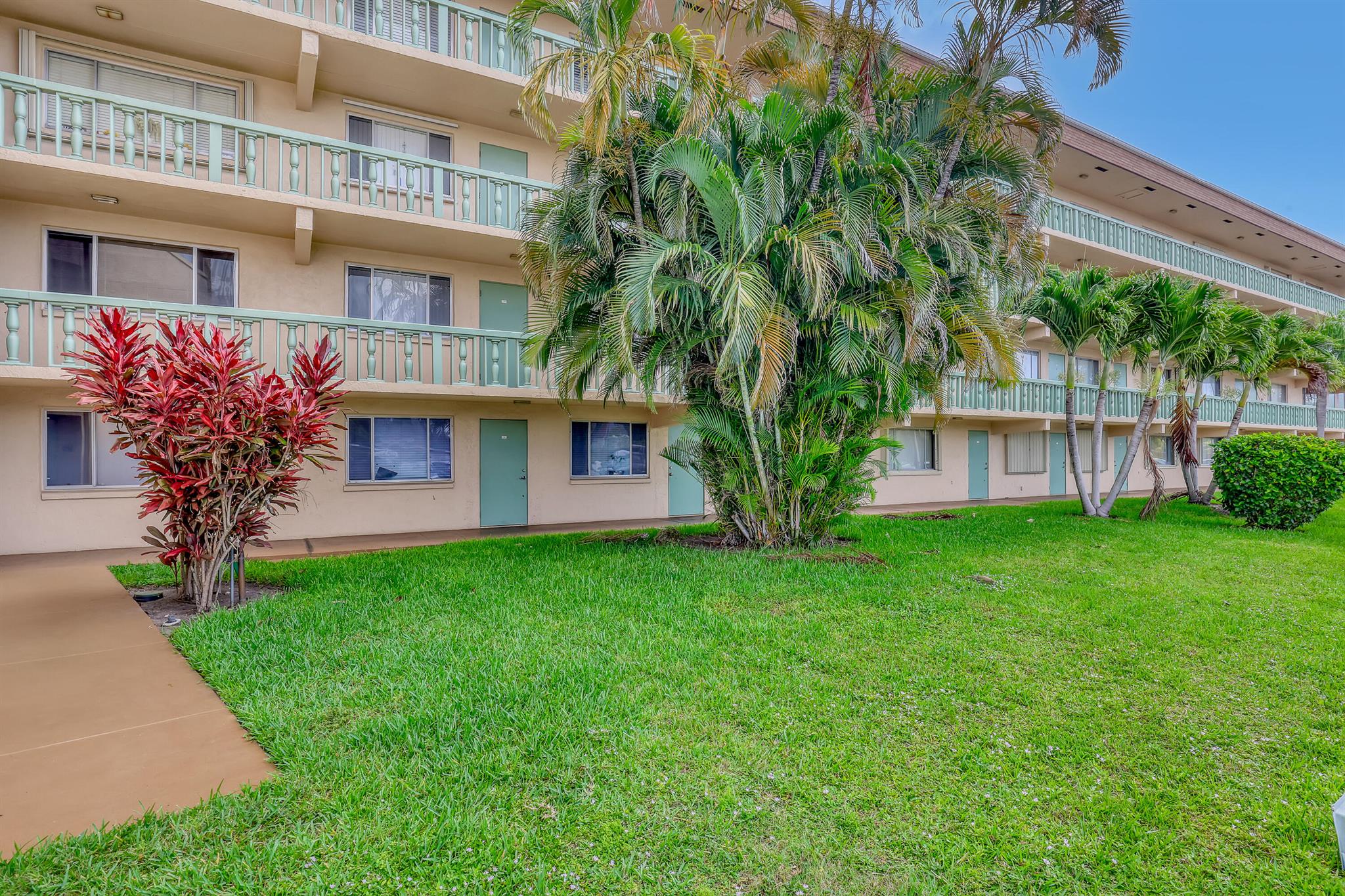 Homes for sale in Palm Springs, FL | 300 Village Green Circle S #120, Palm Springs, FL 33461 | MLS# R11099470