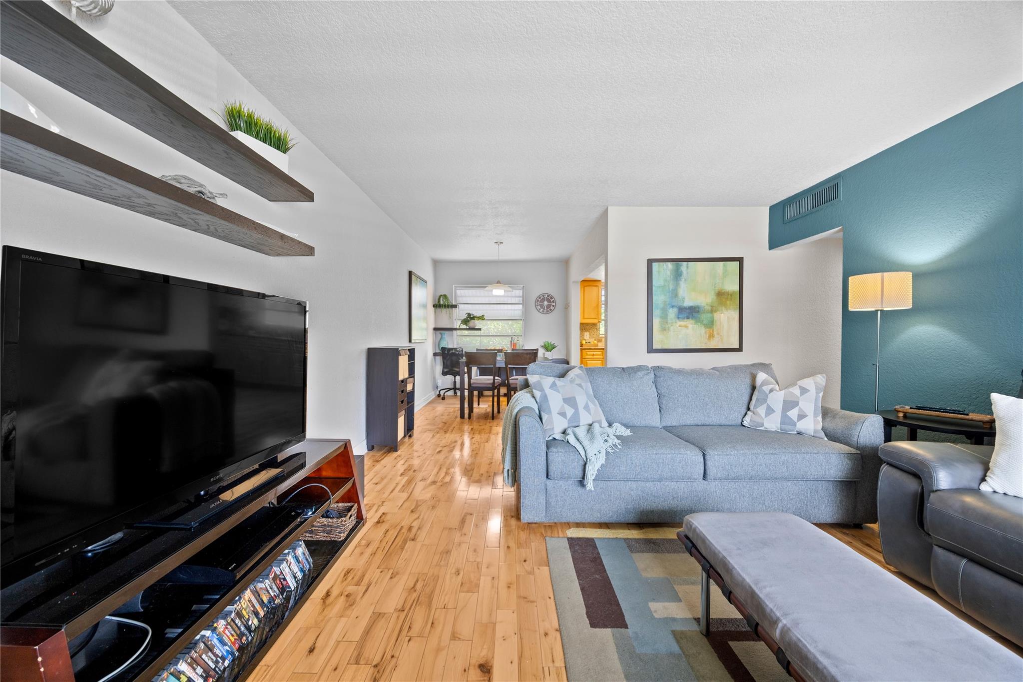 Homes for sale in Hollywood, FL | 3847 S Circle Dr #11, Hollywood, FL 33021 | MLS# F10509181