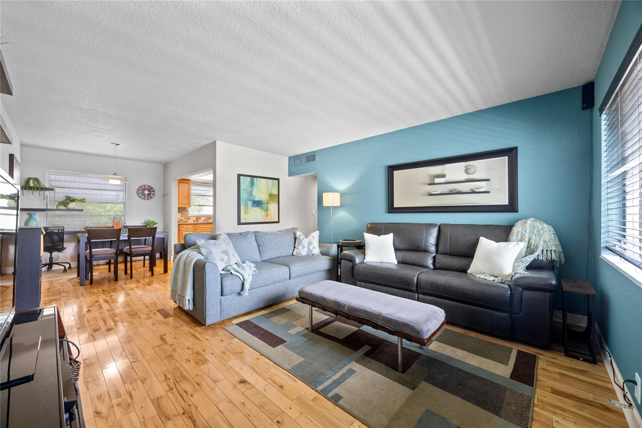 Homes for sale in Hollywood, FL | 3847 S Circle Dr #11, Hollywood, FL 33021 | MLS# F10509181