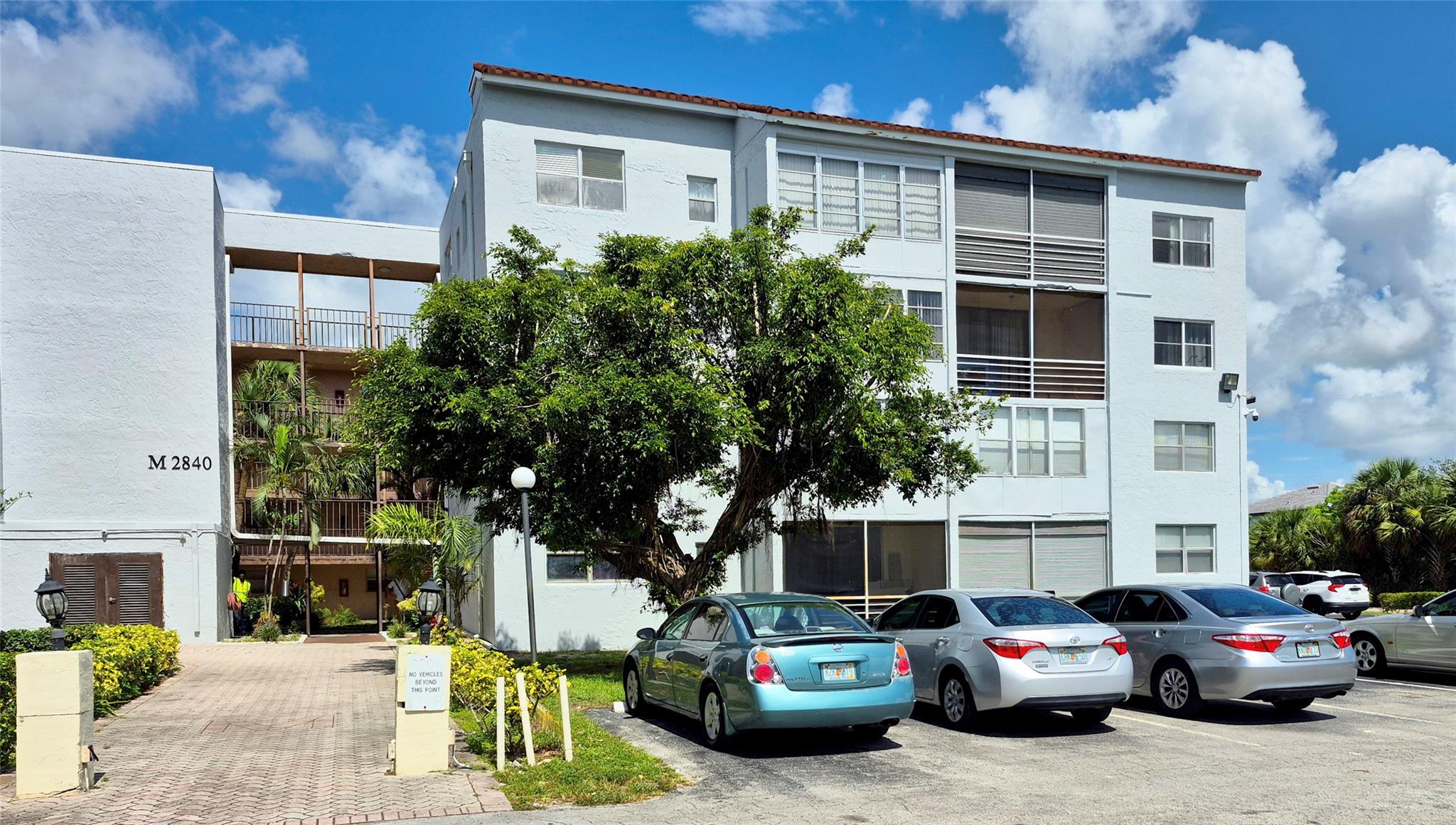 Homes for sale in Lauderdale Lakes, FL | 2840 Somerset Dr #208M, Lauderdale Lakes, FL 33311 | MLS# F10509014