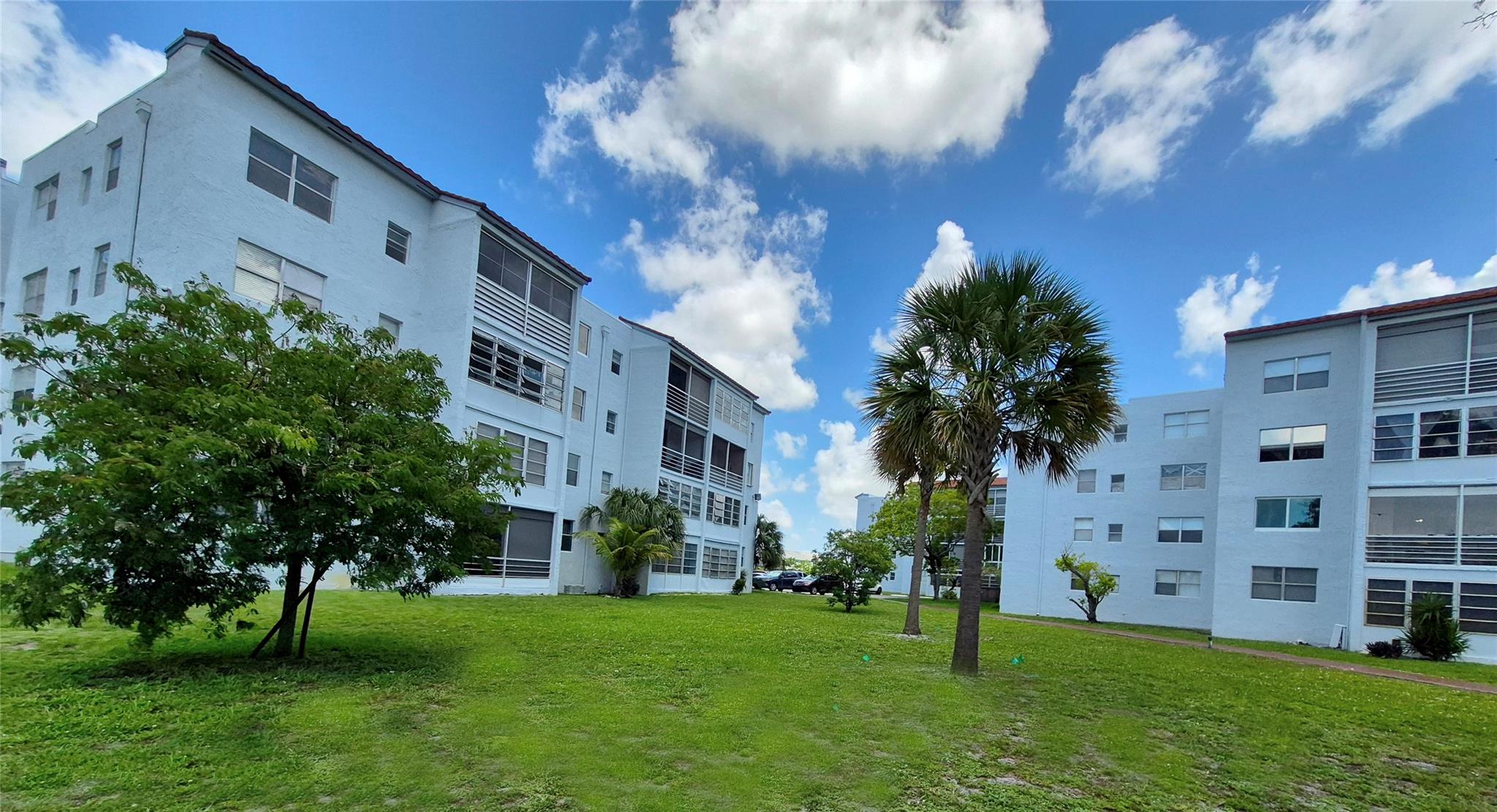 Homes for sale in Lauderdale Lakes, FL | 2840 Somerset Dr #208M, Lauderdale Lakes, FL 33311 | MLS# F10509014