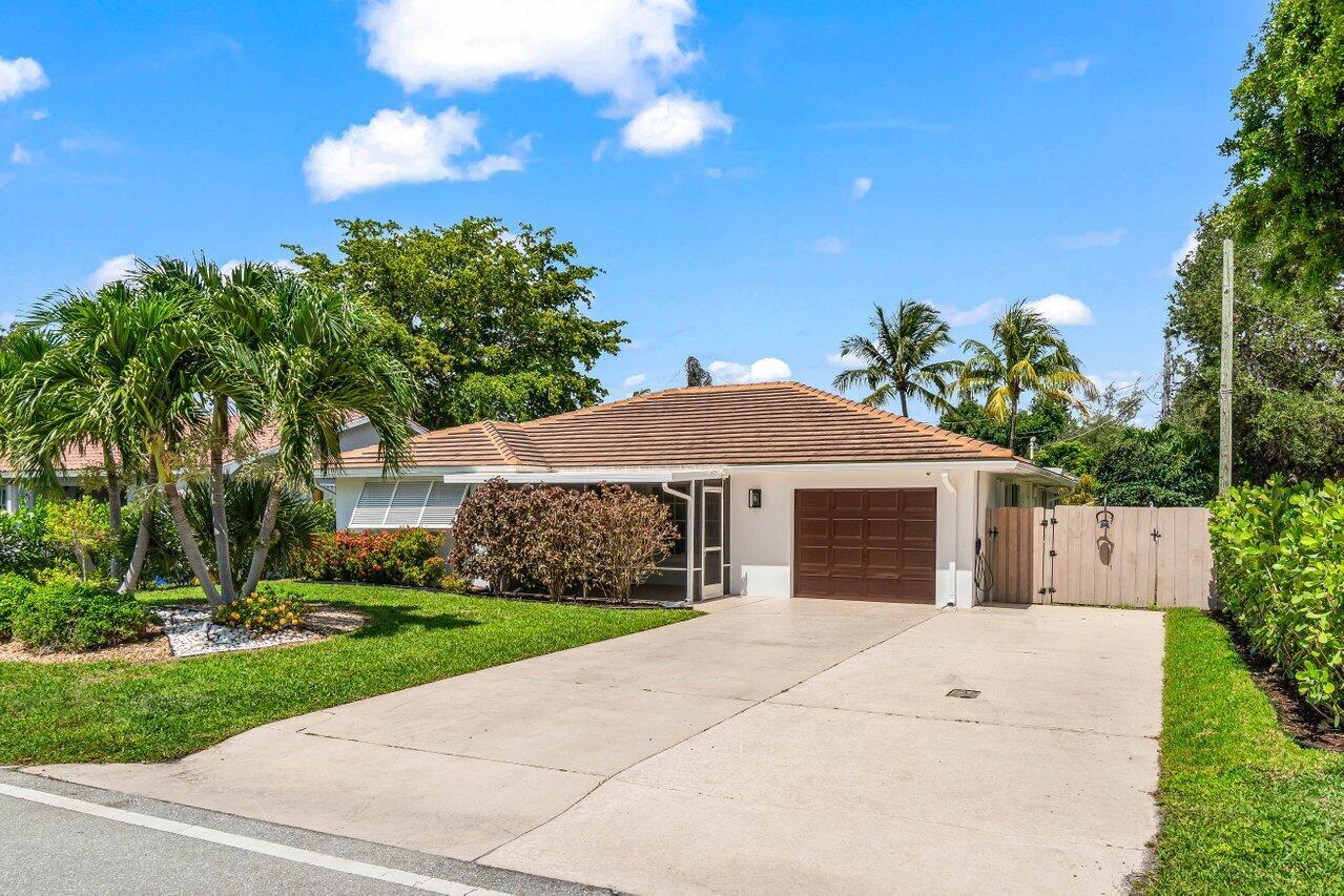 817 S Lake Drive Lantana FL 33462 | R11099733