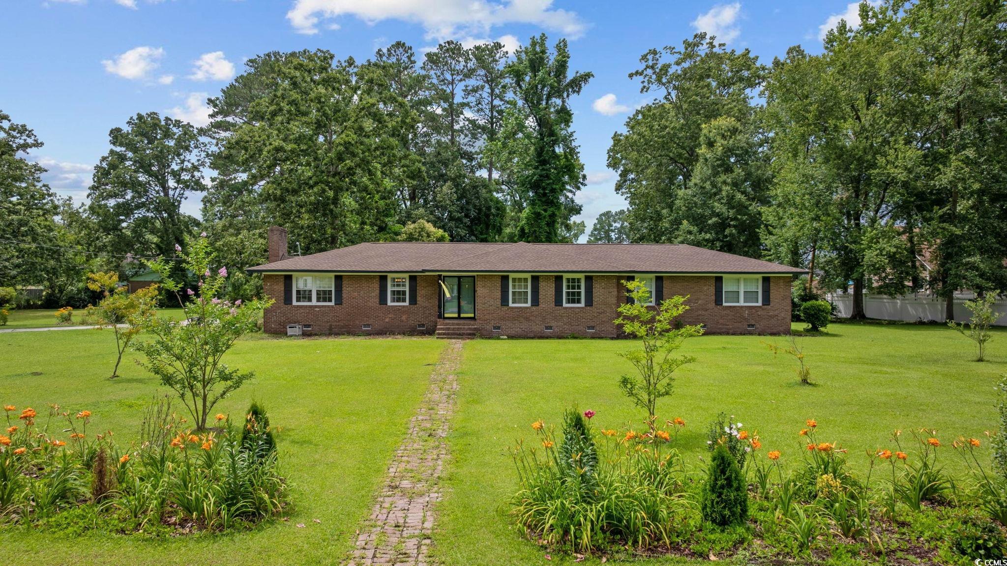 Homes for sale in Conway, SC | 300 Crescent Dr, Conway, SC 29526 | MLS# 2514861