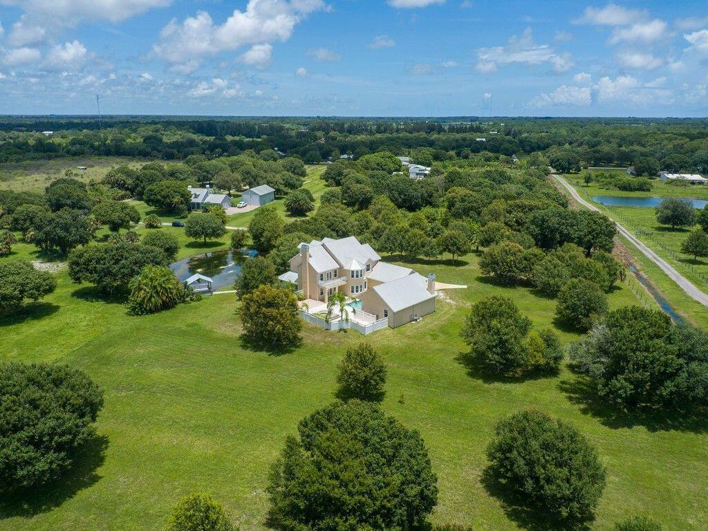 Homes for sale in Vero Beach, FL | 6355 65Th Street, Vero Beach, FL 32967 | MLS# R11099909