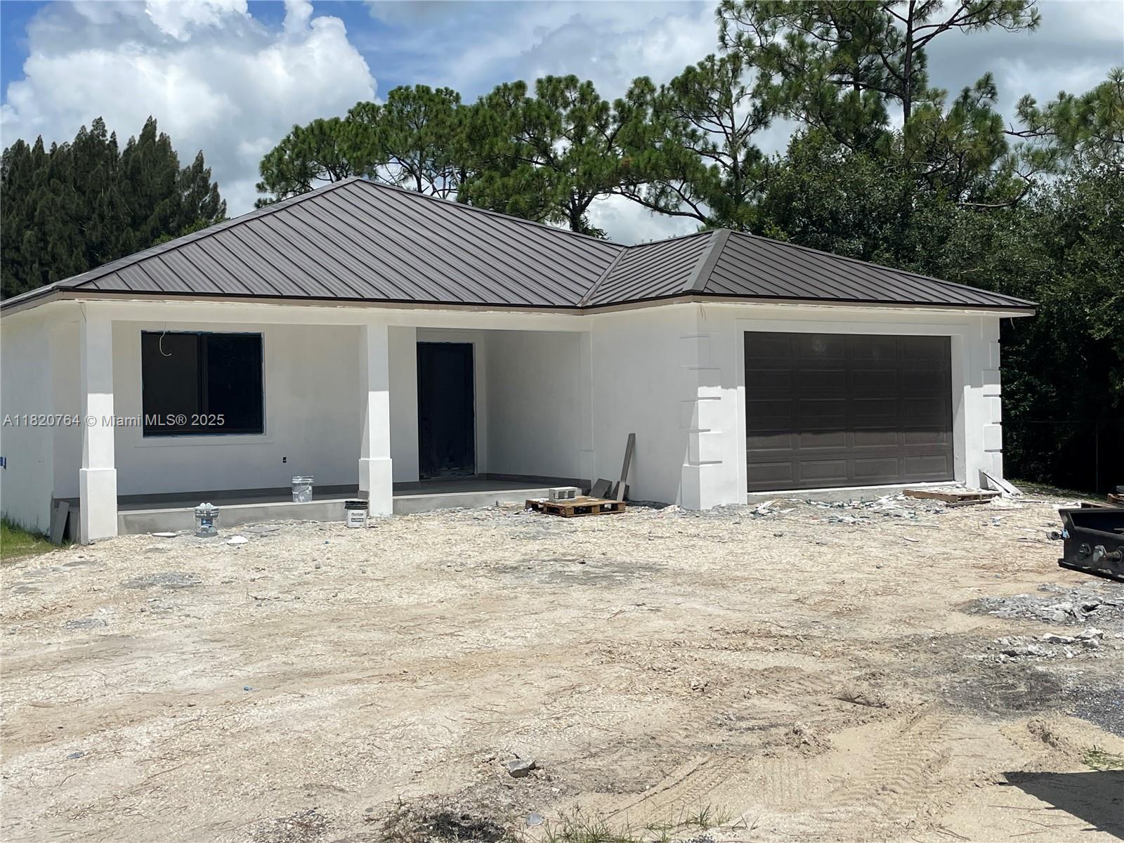 Homes for sale in Clewiston, FL | 160 N Isora St, Clewiston, FL 33440 | MLS# A11820764