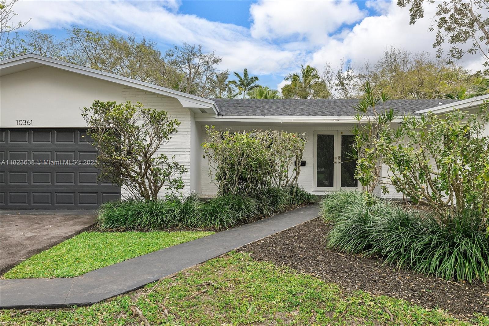 Homes for sale in Miami, FL | 10361 Sw 119th St, Miami, FL 33176 | MLS# A11823638