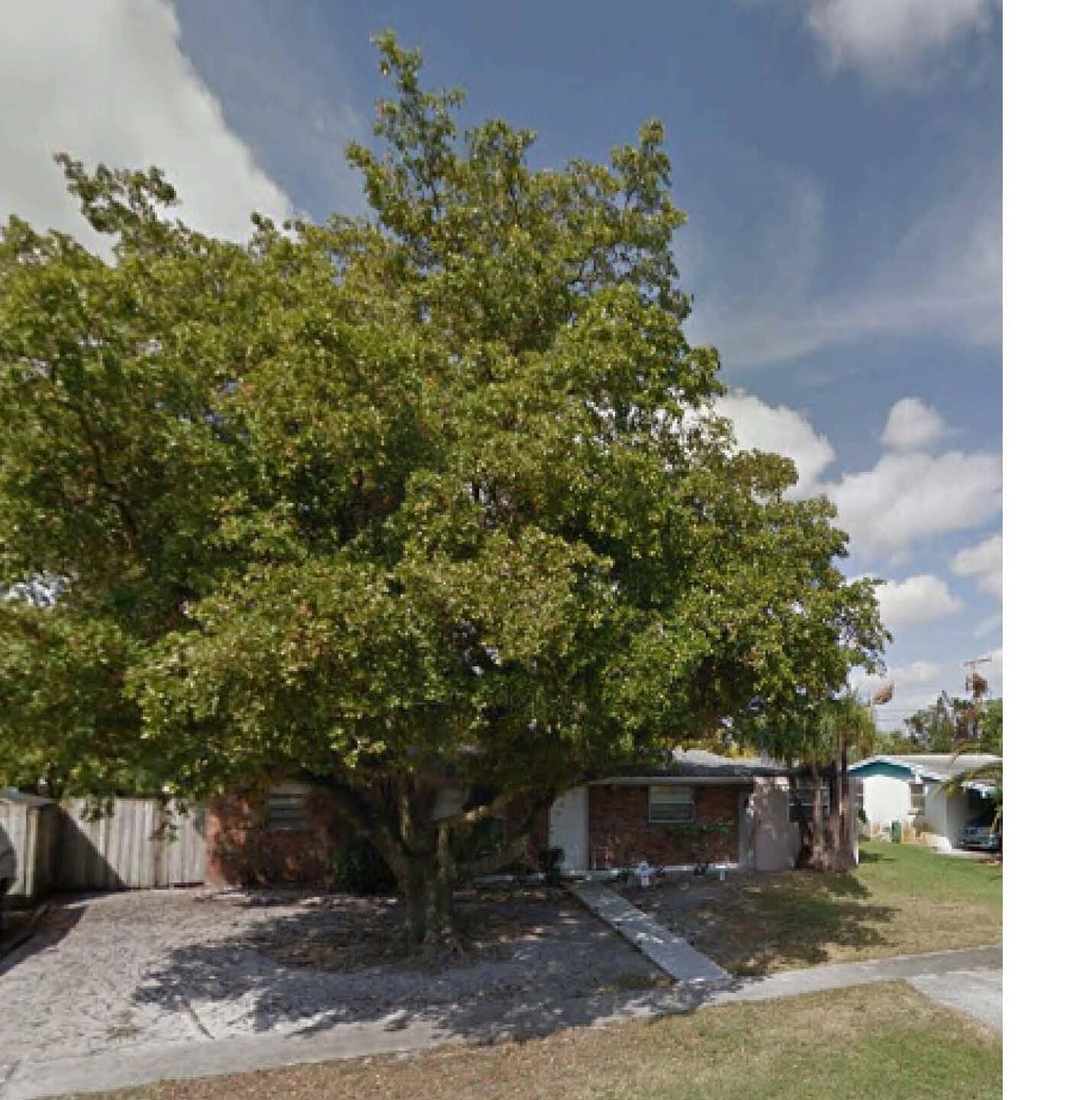 Palm Beach Cabana Colony