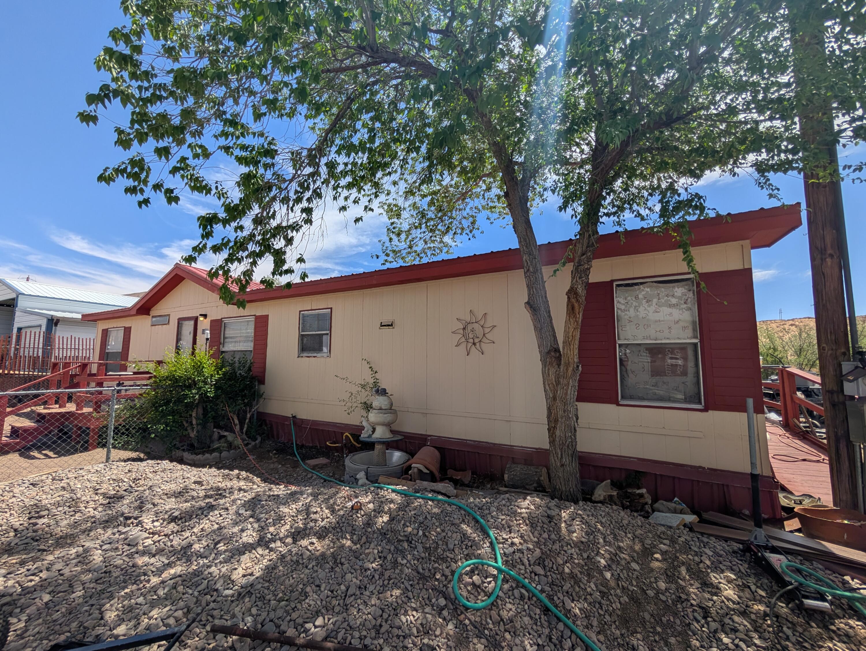 Homes for sale in Truth Or Consequences, NM | 1047 E Riverside Dr, Truth Or Consequences, NM 87901 | MLS# 1086157