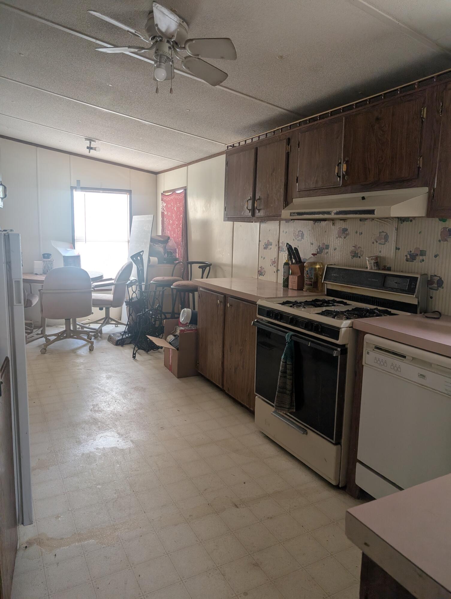 Homes for sale in Truth Or Consequences, NM | 1047 E Riverside Dr, Truth Or Consequences, NM 87901 | MLS# 1086157