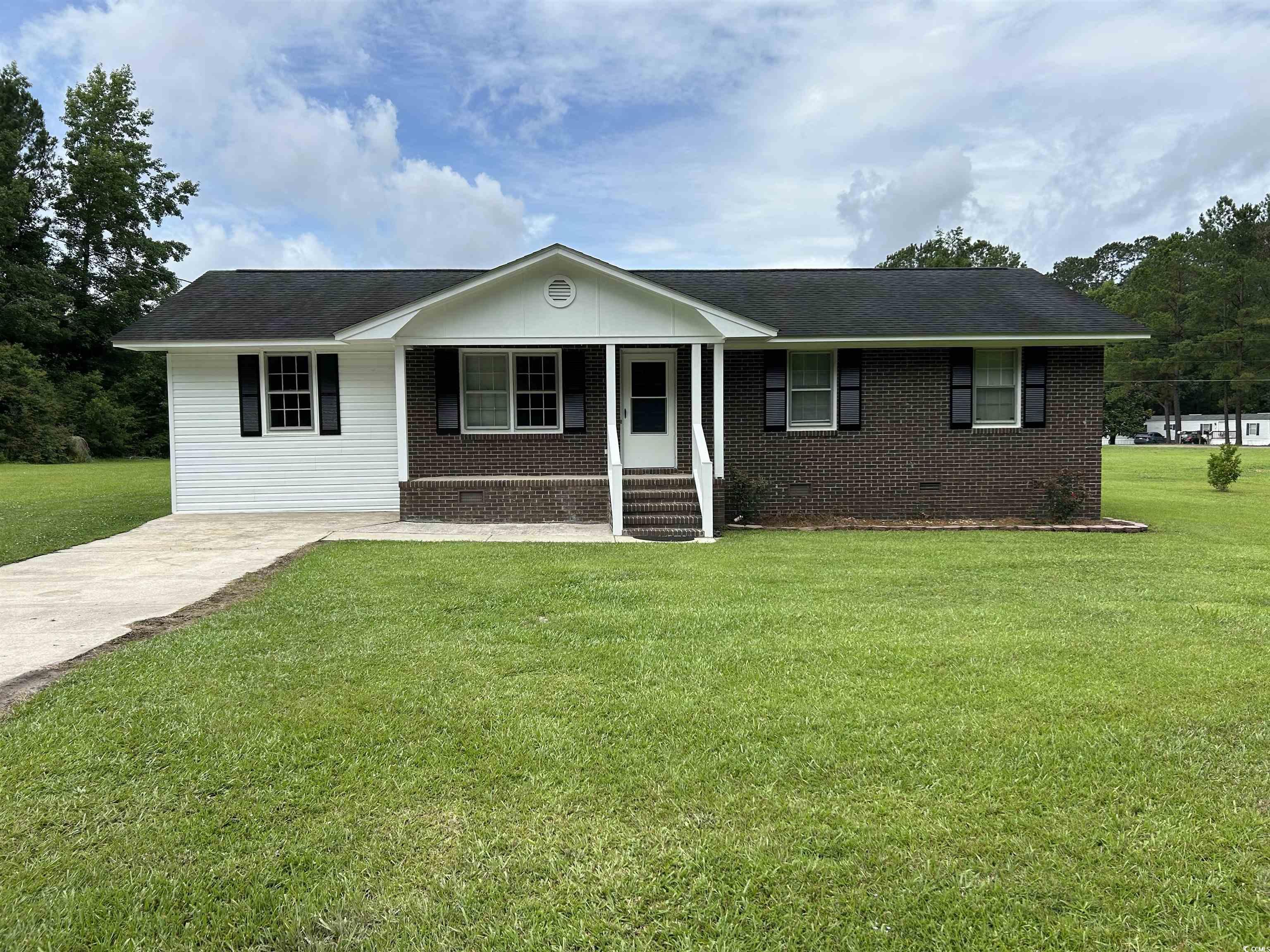 876 S Clay Field Rd Johnsonville, SC 29555