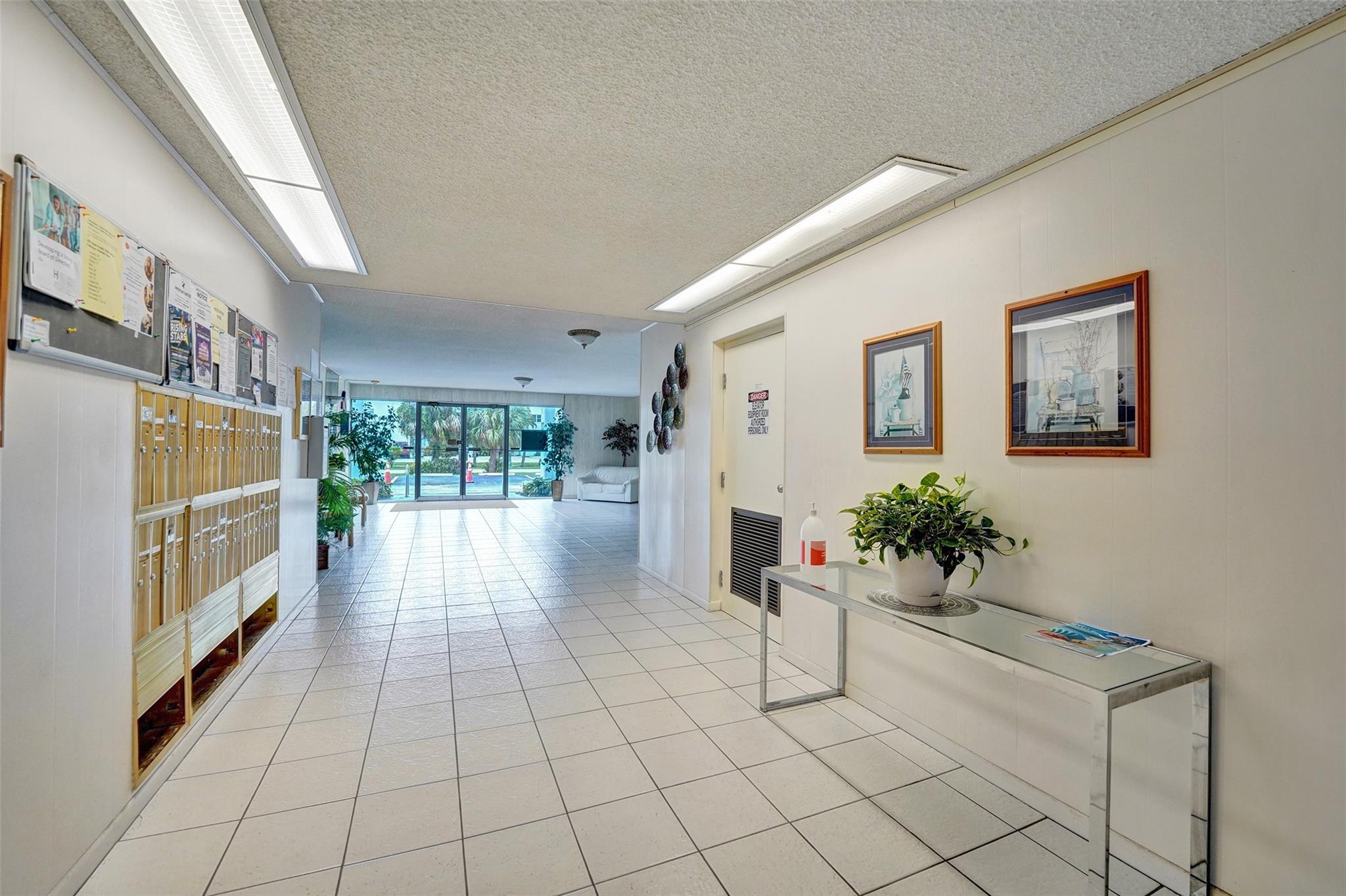 Homes for sale in Fort Lauderdale, FL | 4881 Nw 22nd St #7A, Fort Lauderdale, FL 33313 | MLS# F10509234