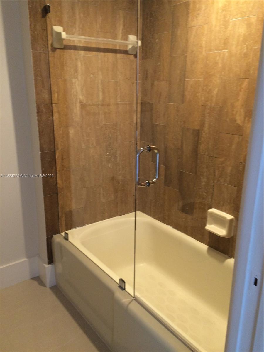 1581 Brickell Ave #2307, Miami FL 33129