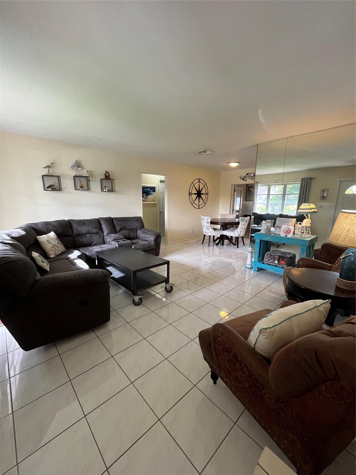 Homes for sale in Tamarac, FL | 5713 Nw 68Th Ter, Tamarac, FL 33321 | MLS# F10509915