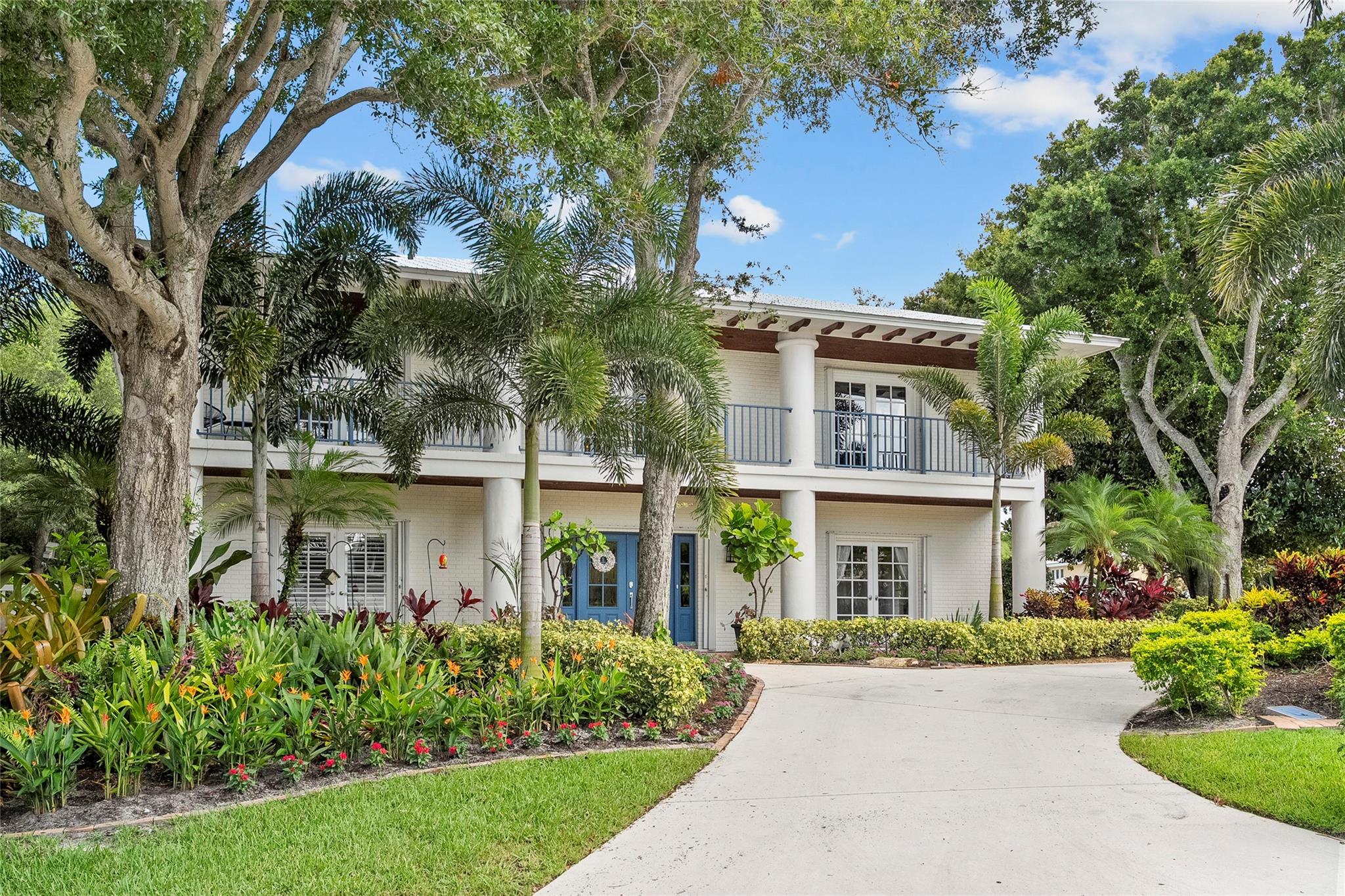 Homes for sale in Stuart, FL | 33 Rio Vista Dr, Stuart, FL 34996 | MLS# F10509812