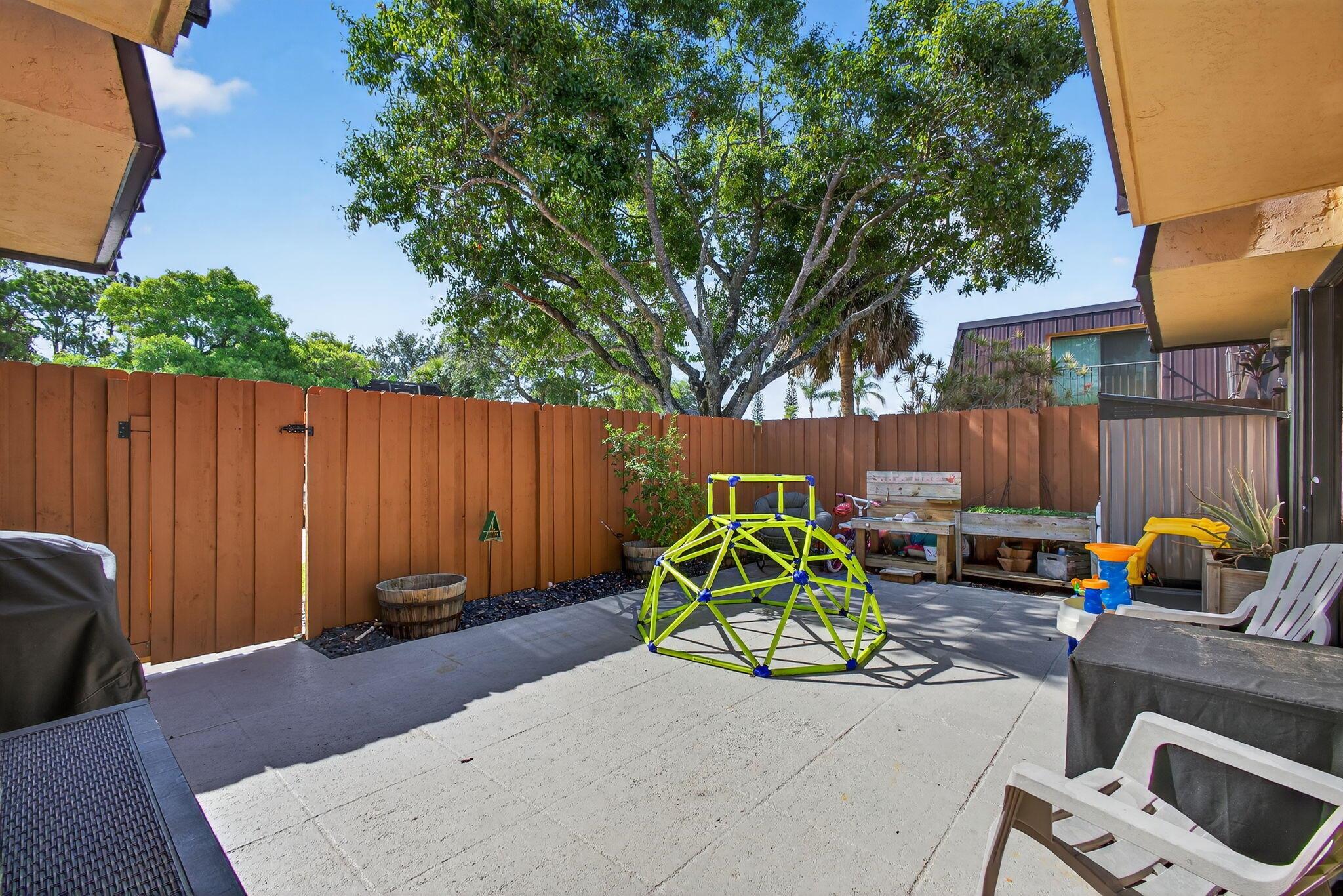 Homes for sale in Stuart, FL | 5680 Se Windsong Lane #345, Stuart, FL 34997 | MLS# R11100877