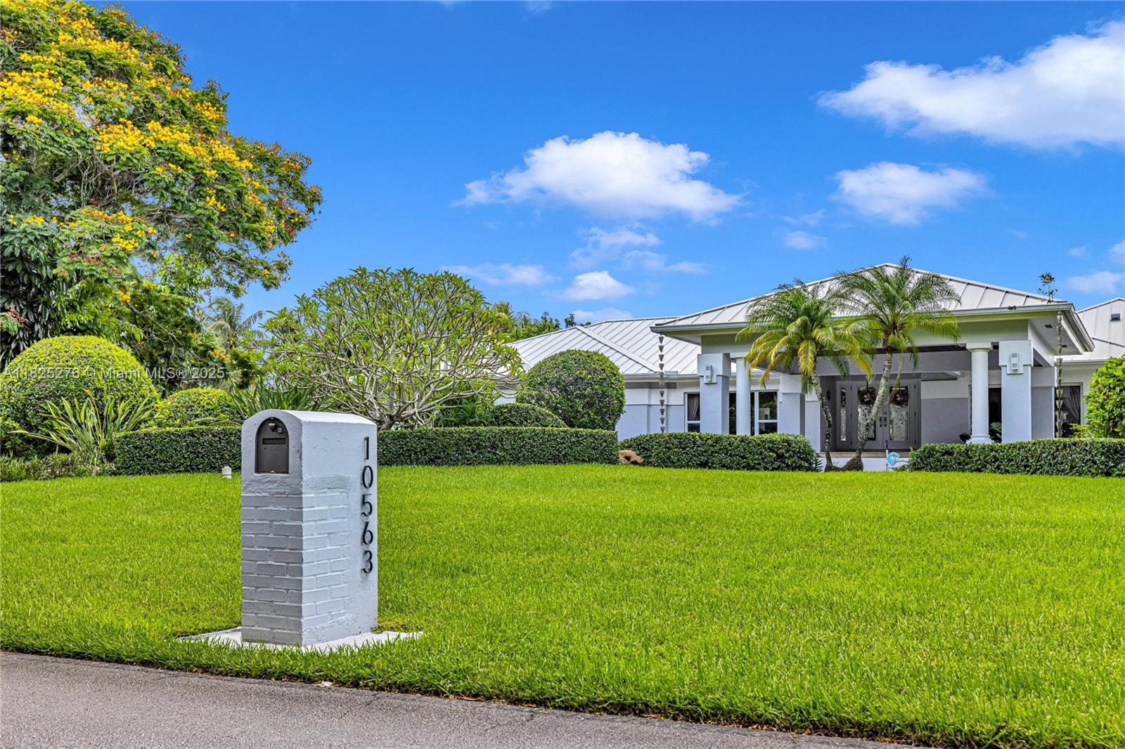 Courts Of Galloway Glen