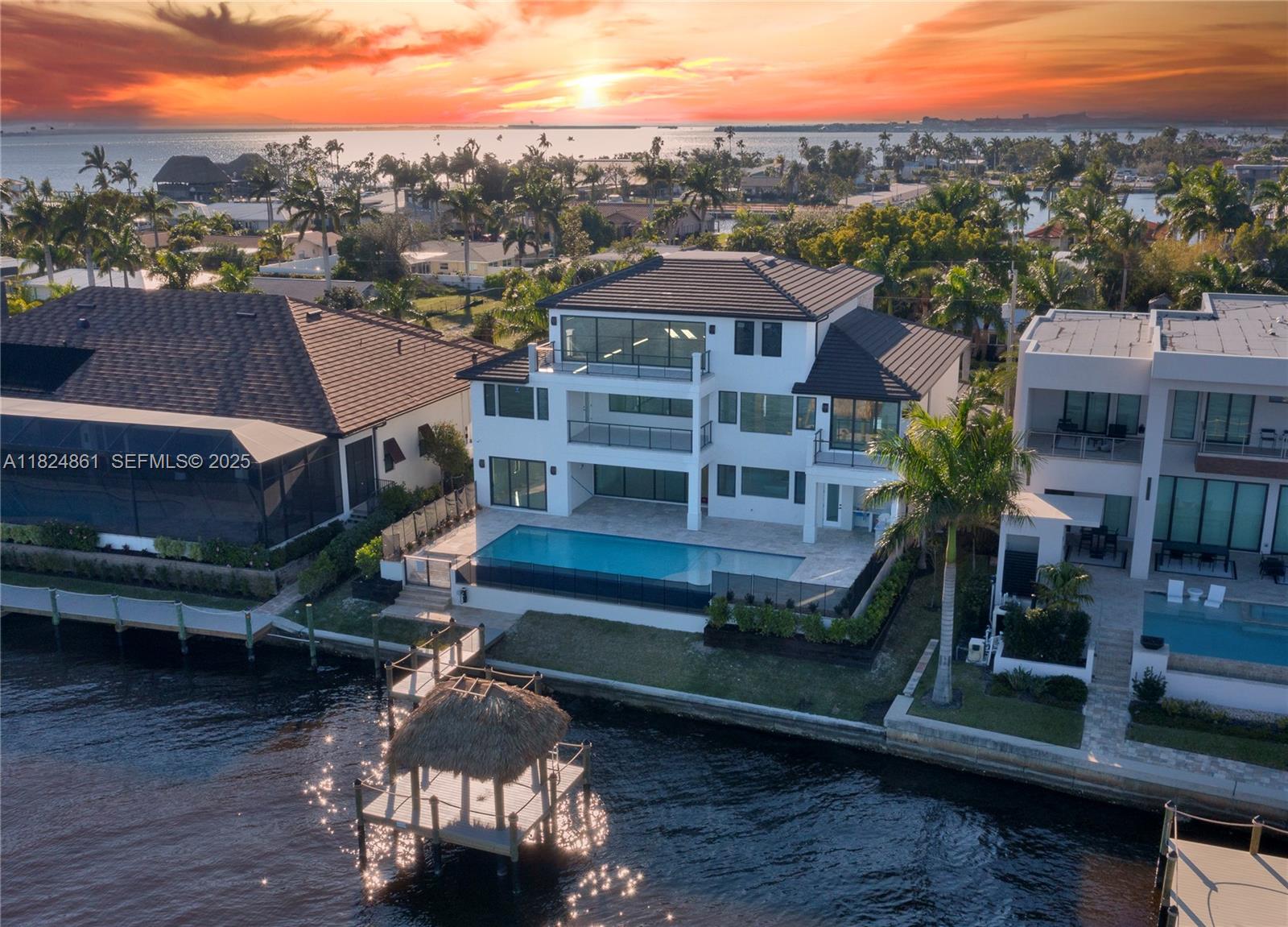 Homes for sale in Cape Coral, FL | 5735 Riverside Dr, Cape Coral, FL 33904 | MLS# A11824861