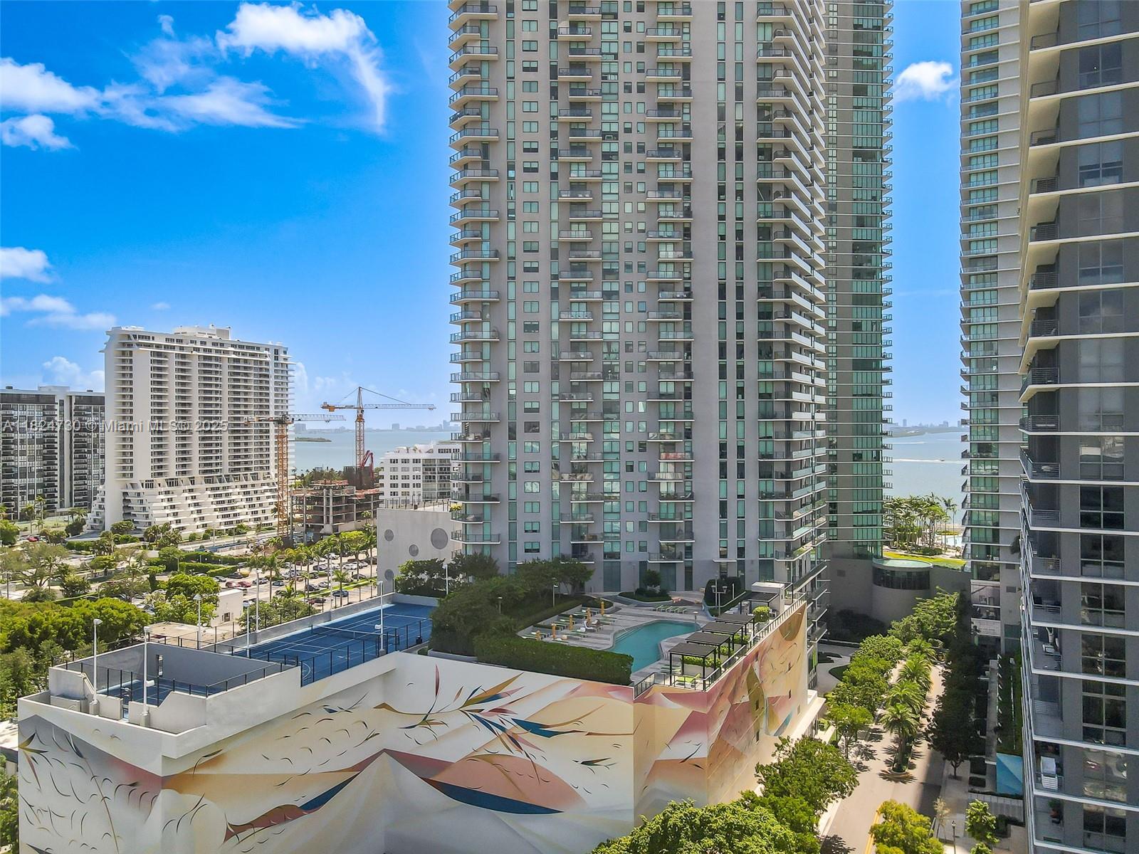Apartamento para Alugar em Miami, FL