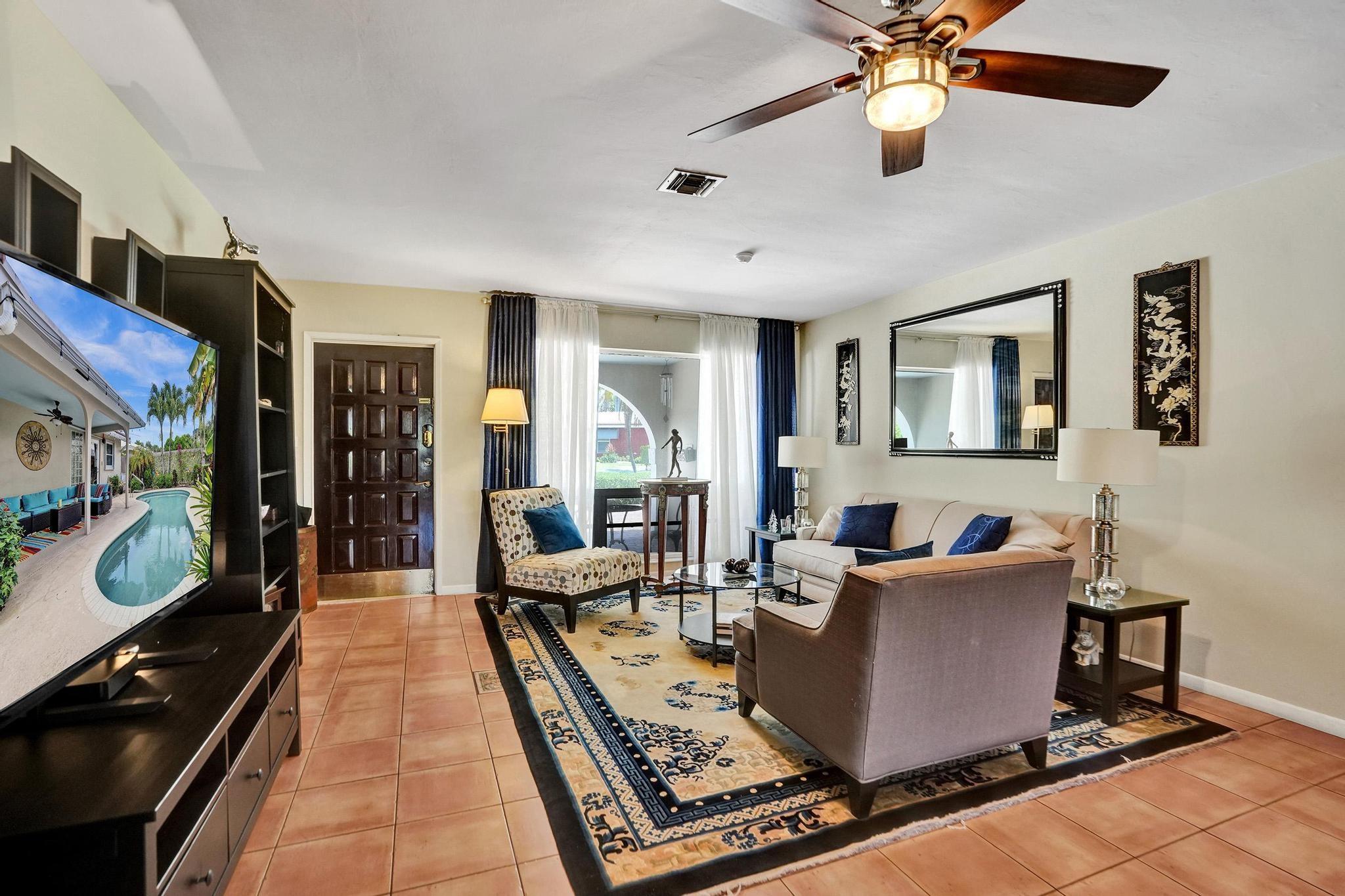 Homes for sale in Oakland Park, FL | 1866 Ne 33Rd St, Oakland Park, FL 33306 | MLS# F10509058