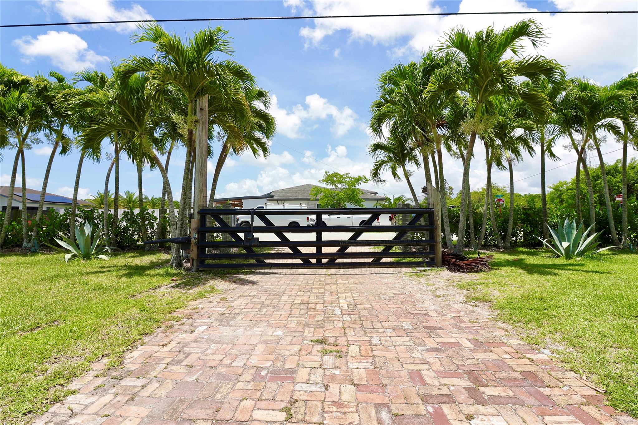 Homes for sale in Miami, FL | 13251 Sw 224th St, Miami, FL 33170 | MLS# F10511014