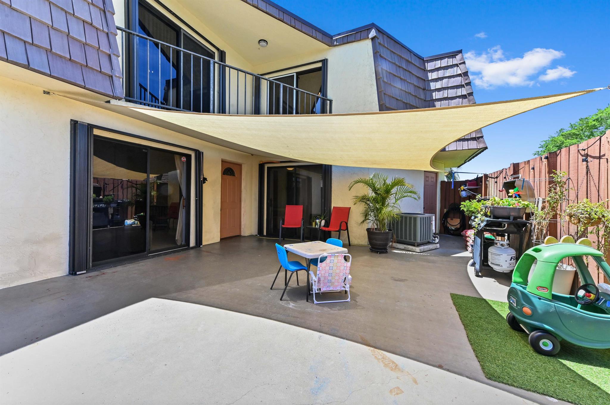 Homes for sale in Palm Springs, FL | 111 Springdale Circle, Palm Springs, FL 33461 | MLS# R11101207