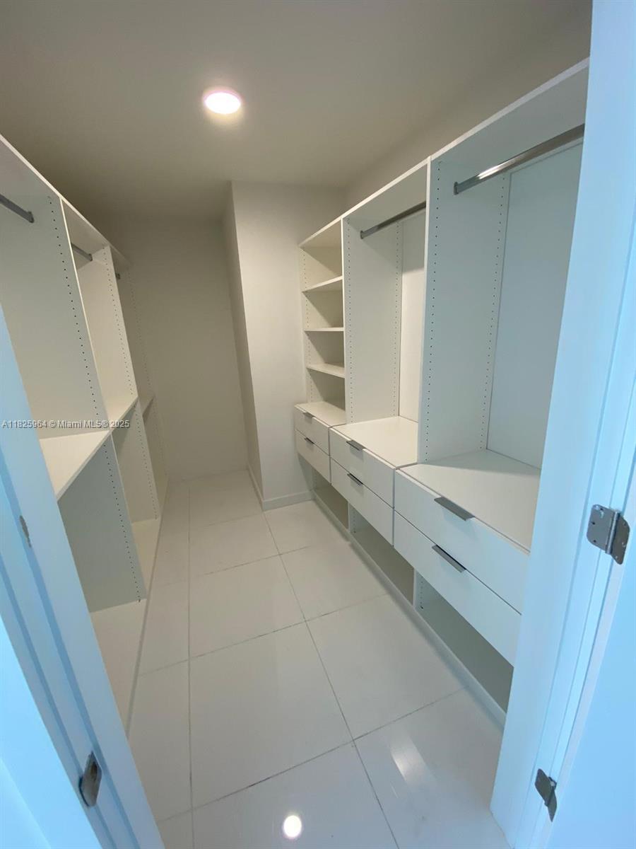 851 NE 1st Ave #2612, Miami FL 33132