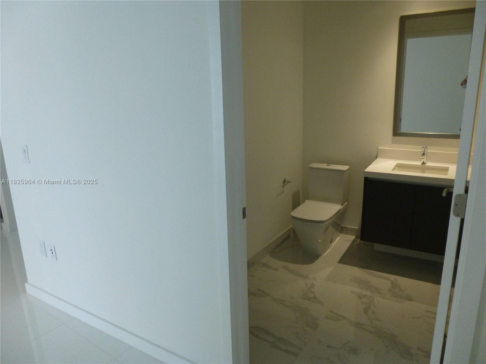 851 NE 1st Ave #2612, Miami FL 33132