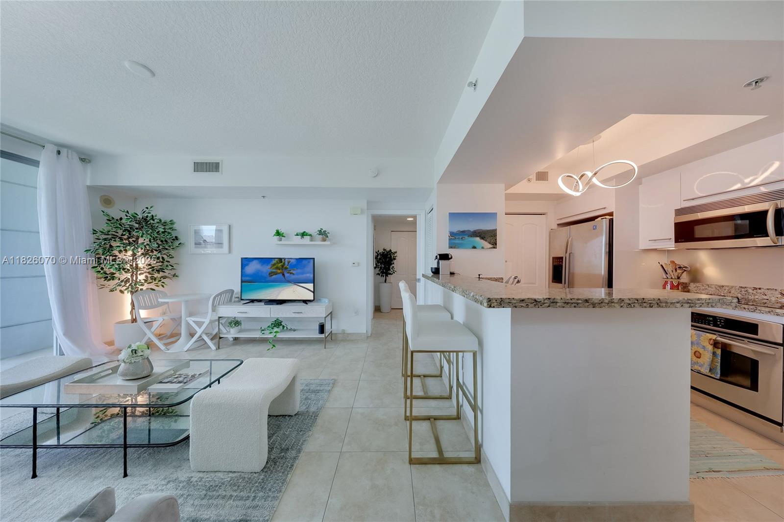 110 Washington Ave #1611, Miami Beach FL 33139