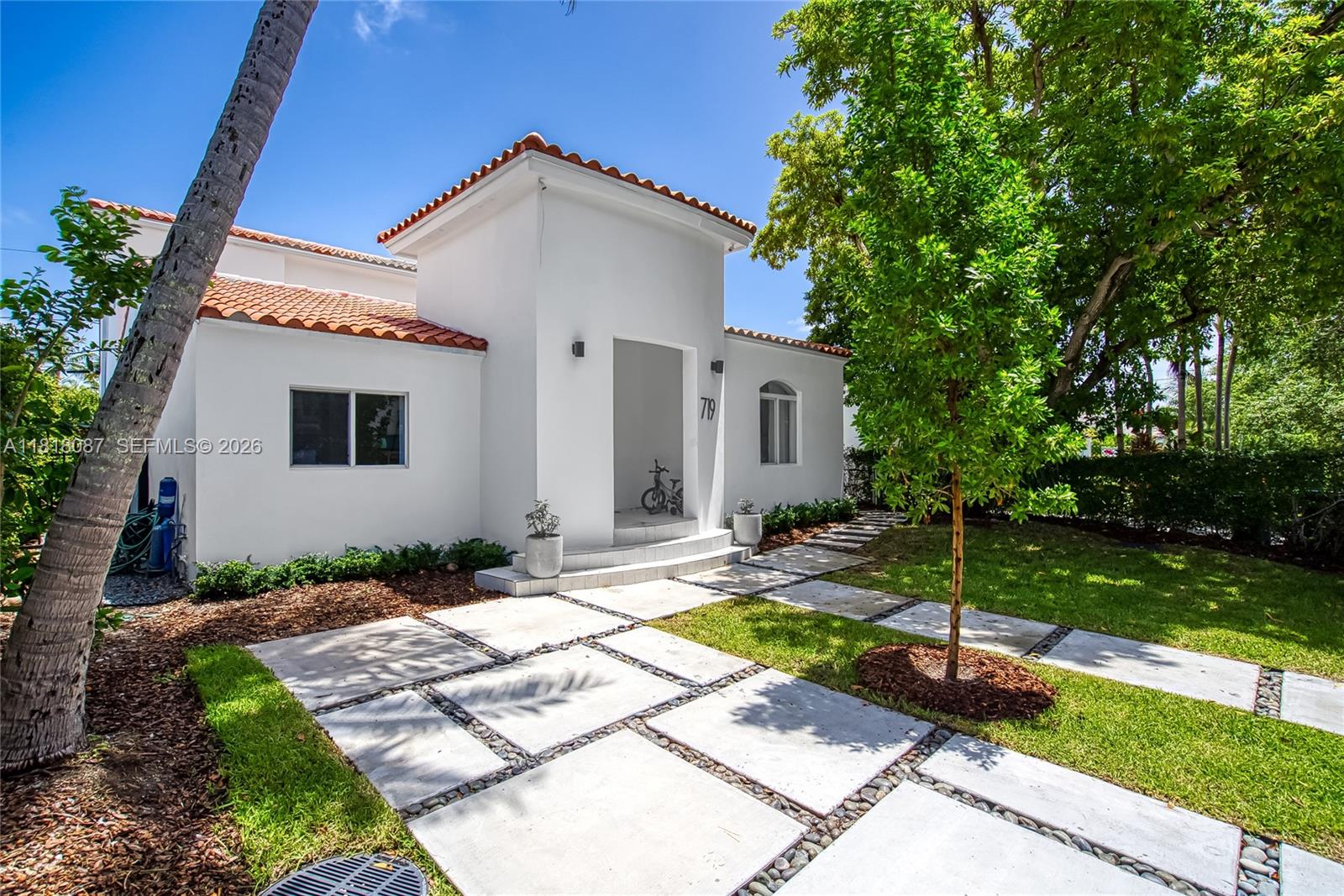 Homes for sale in Miami Beach, FL | 719 W 51st St, Miami Beach, FL 33140 | MLS# A11818087